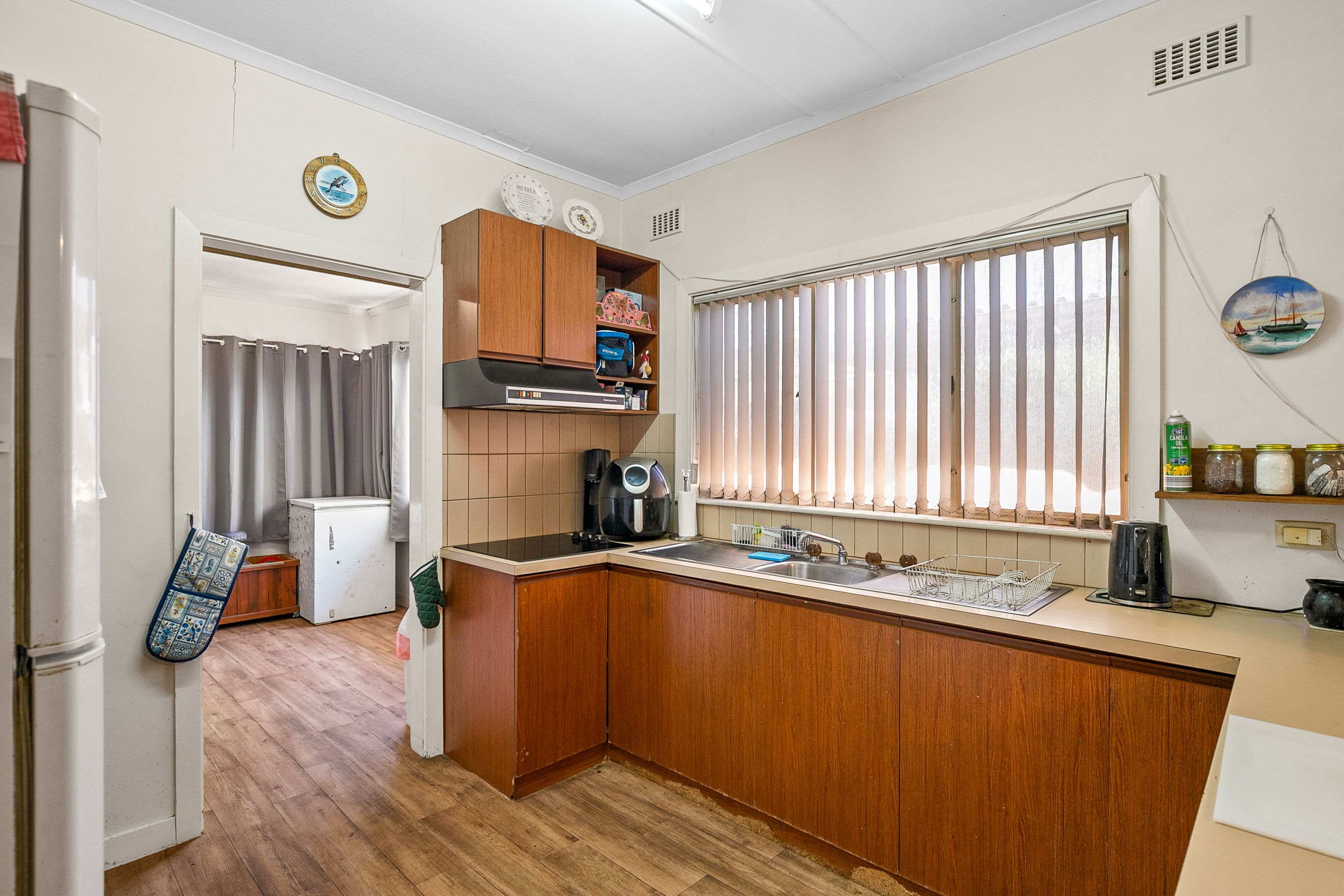 2 Anderson Street — photo 5 of 14