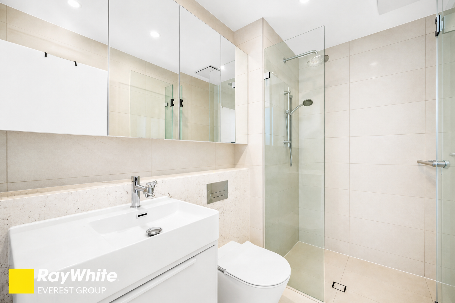 319/1B Vangelis Street — photo 4 of 19