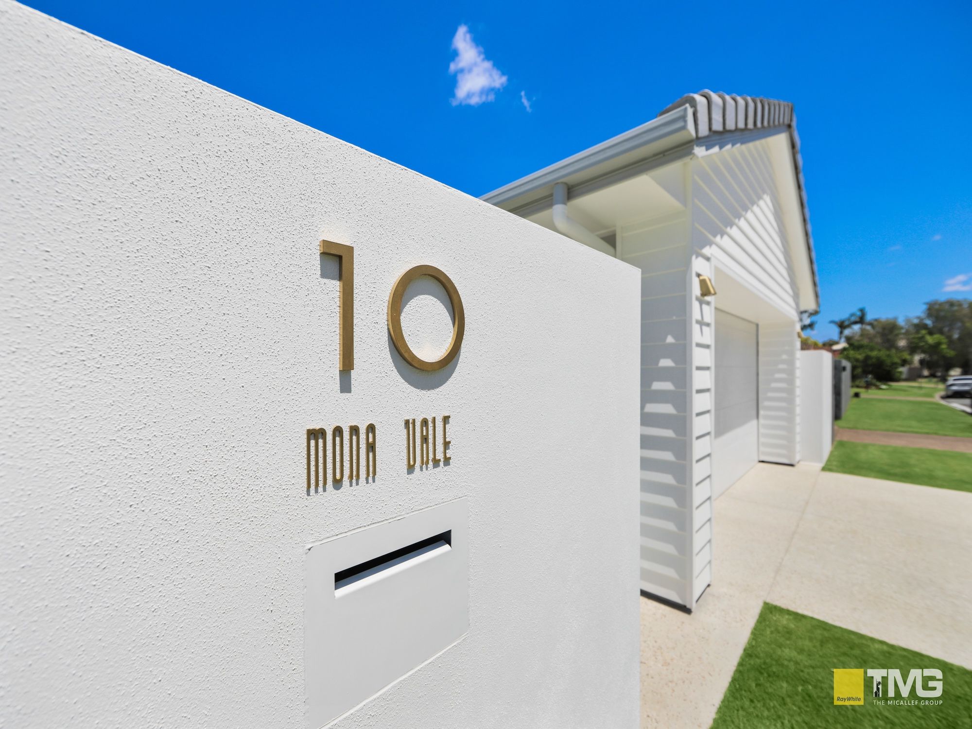 10 Mona Vale Court, Robina, QLD 4226