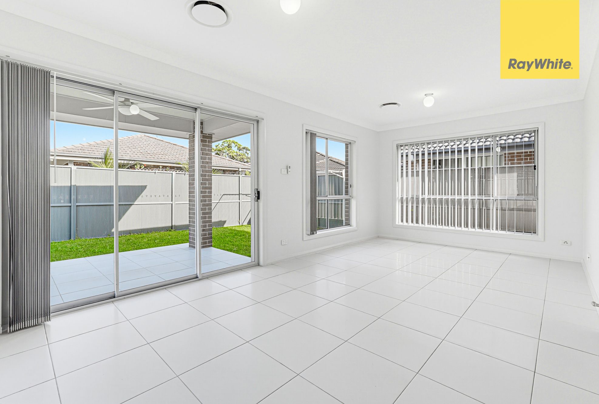8 Bugle Street, Ropes Crossing, NSW 2760