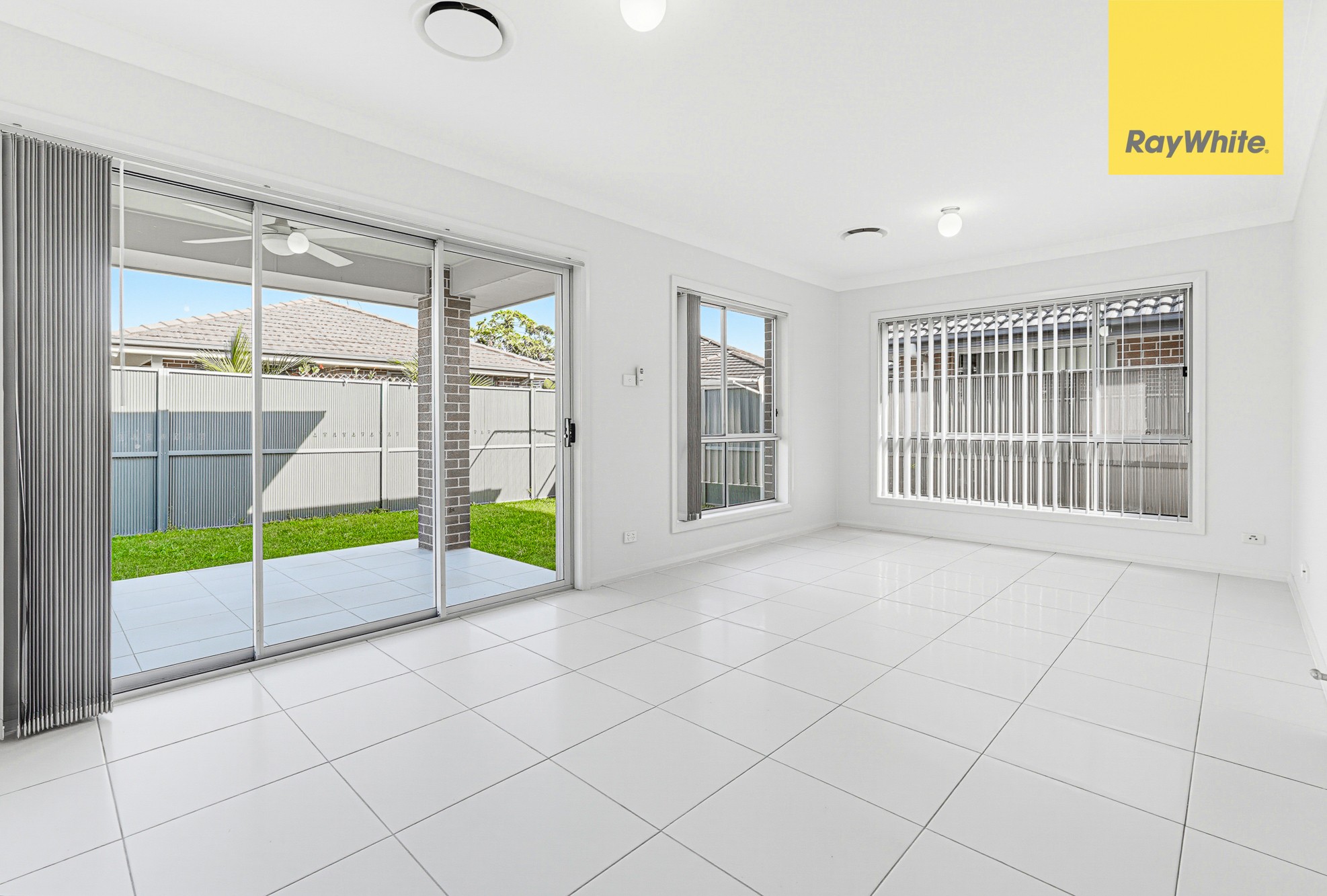 8 Bugle Street, Ropes Crossing, NSW 2760