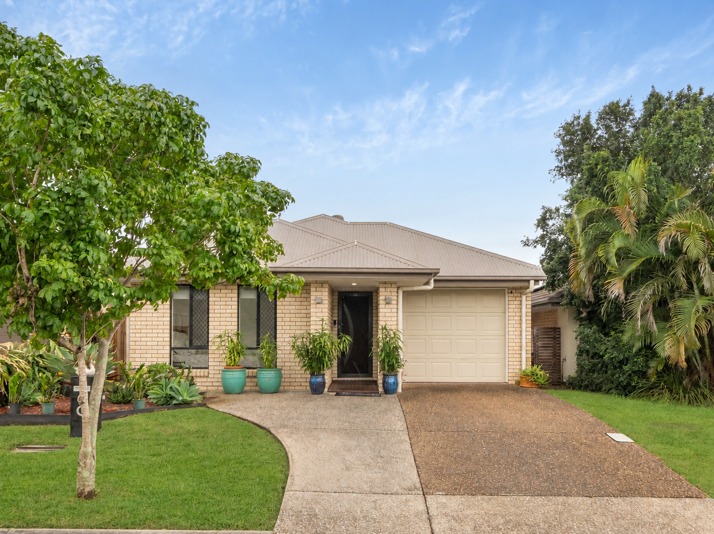 6 Williams Crescent — photo from Ray White North Lakes