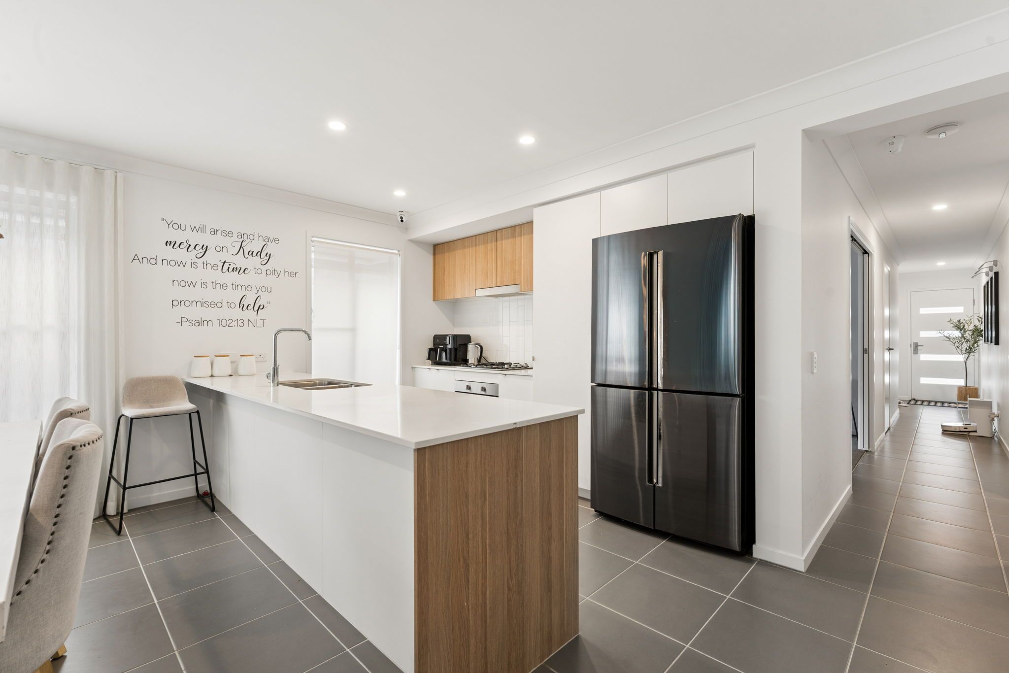50 East Beaumont Road — photo 3 of 13