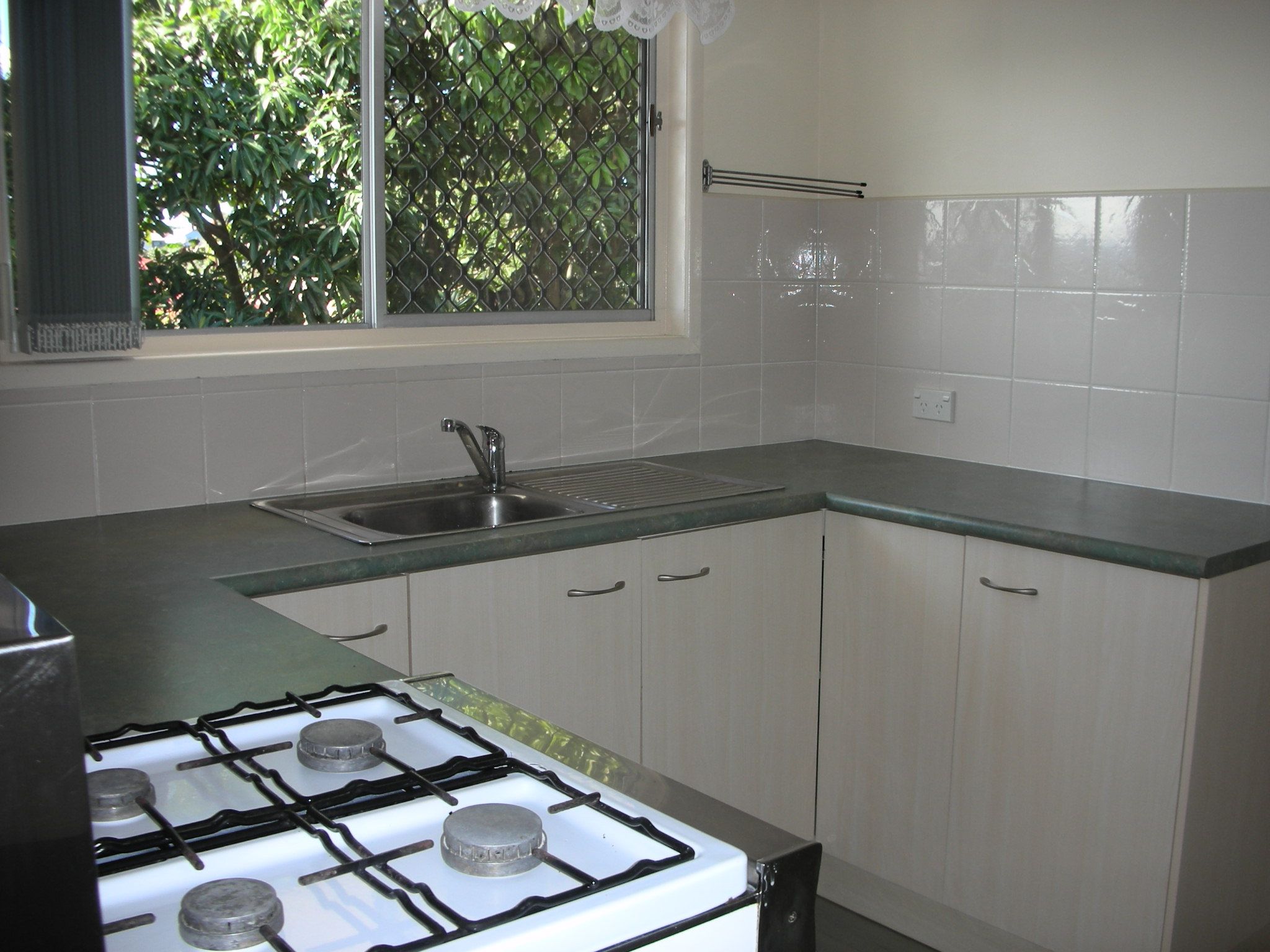 2/64 Tarana Street, Camp Hill, QLD 4152