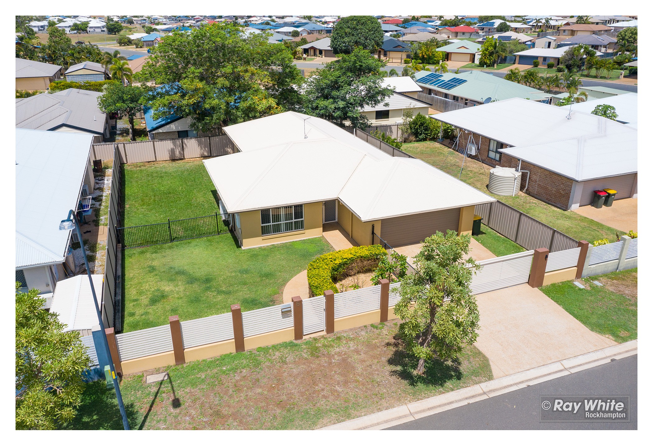 6 Keirin Court, Gracemere, QLD 4702
