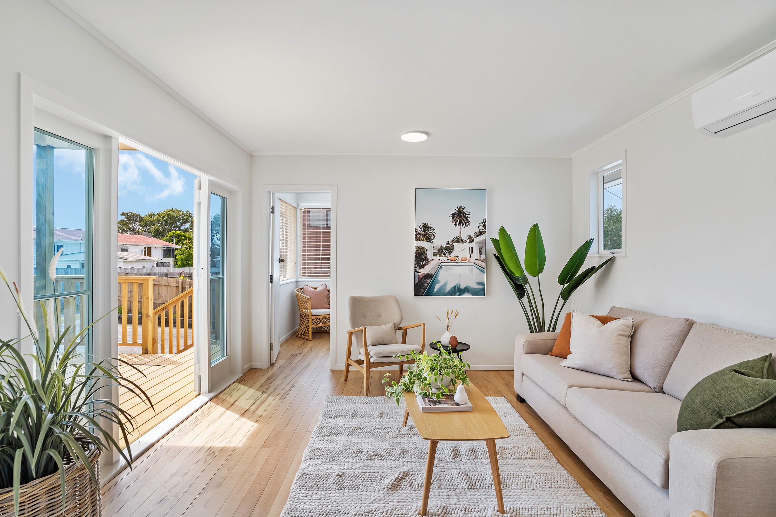 1/23 Fairclough Road, Beach Haven, North Shore City