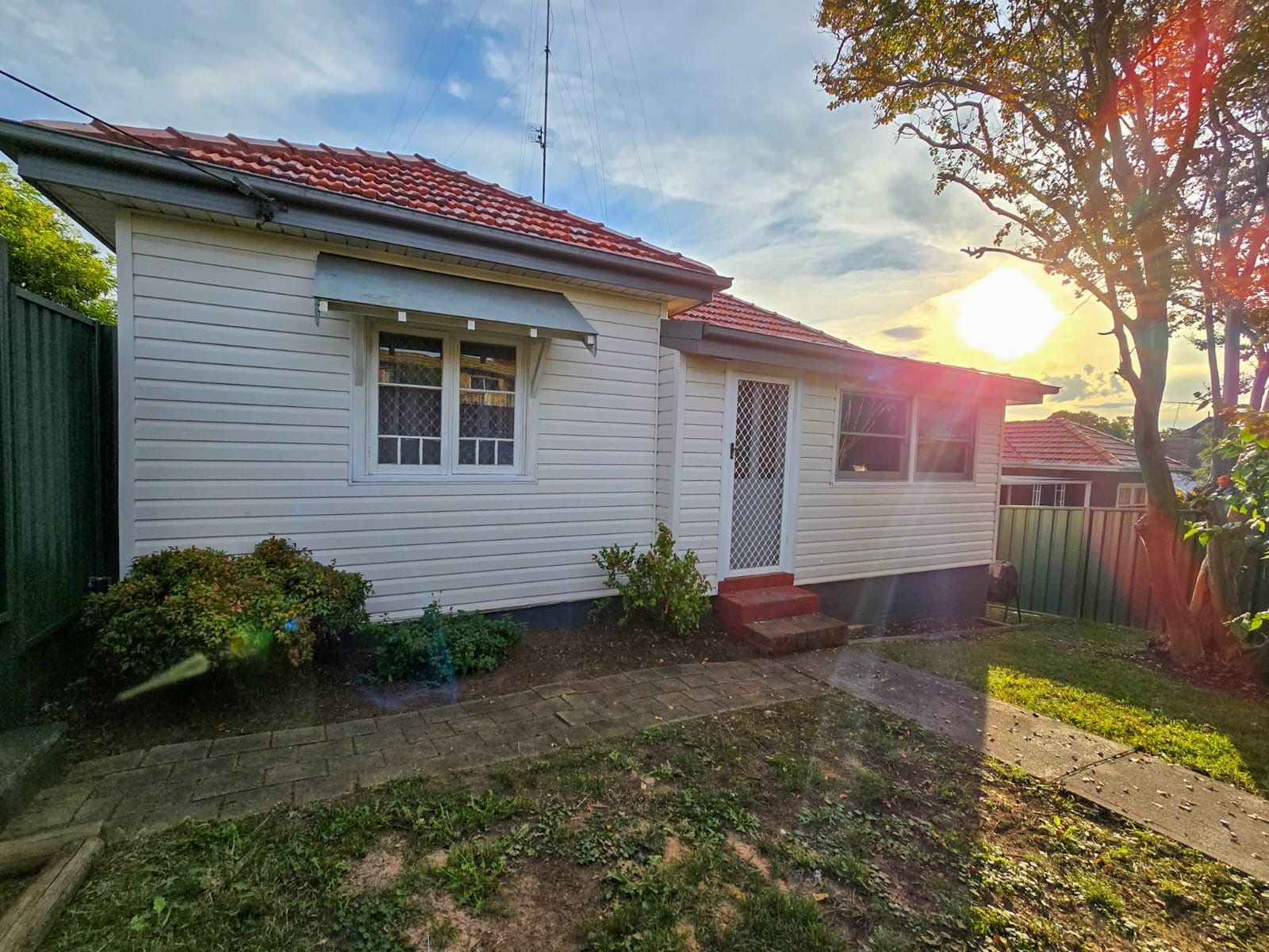 17 Condamine Street, Campbelltown, NSW 2560