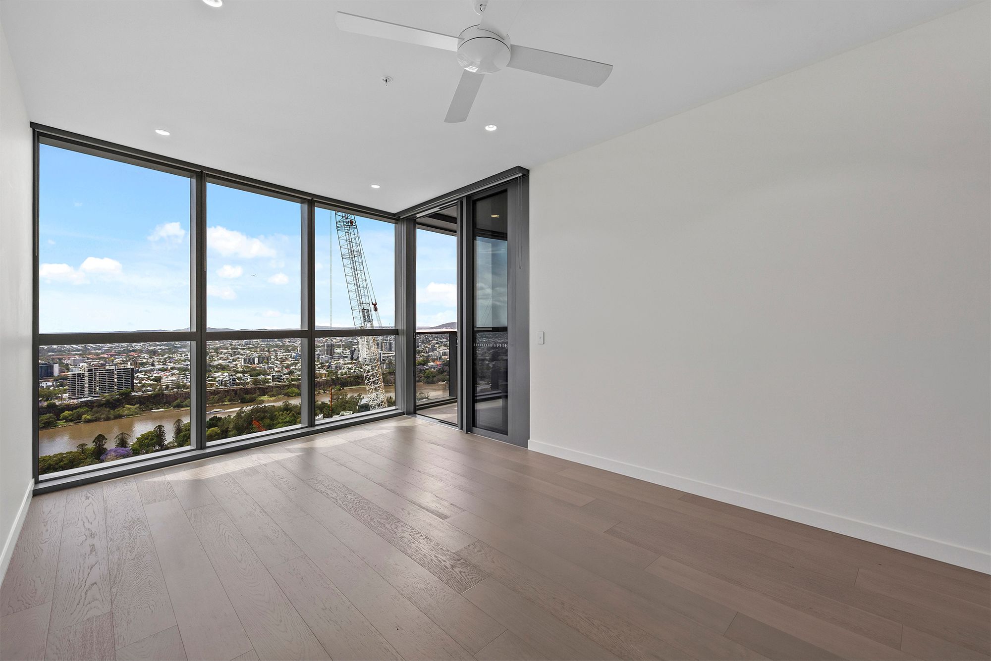 3612/8 Margaret Street — photo 8 of 27