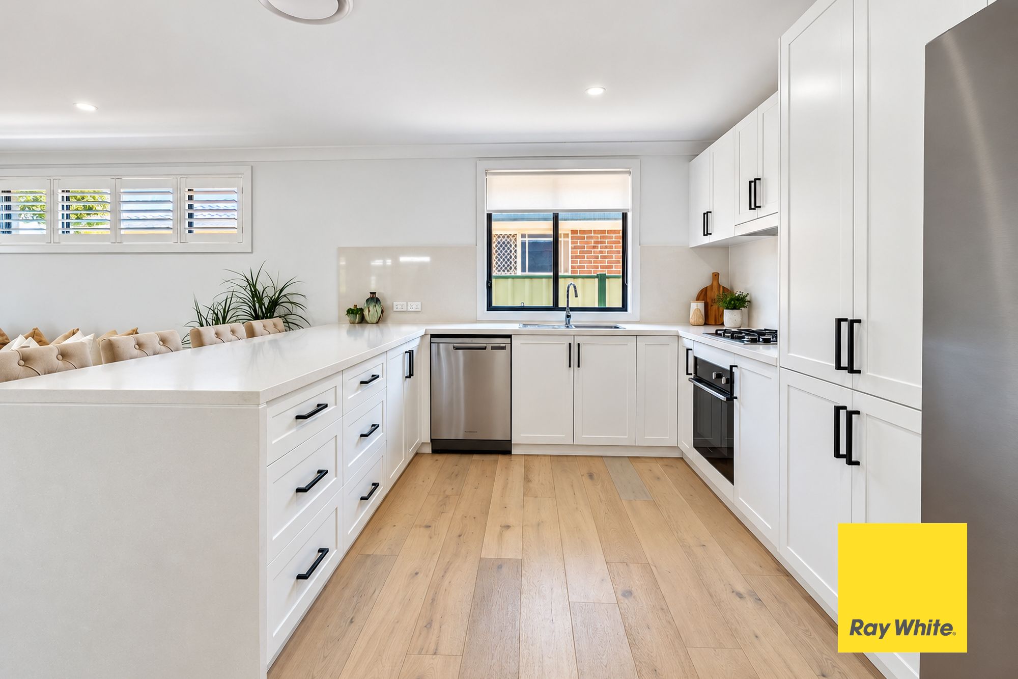 1/11-13 Victoria Road — photo 7 of 25