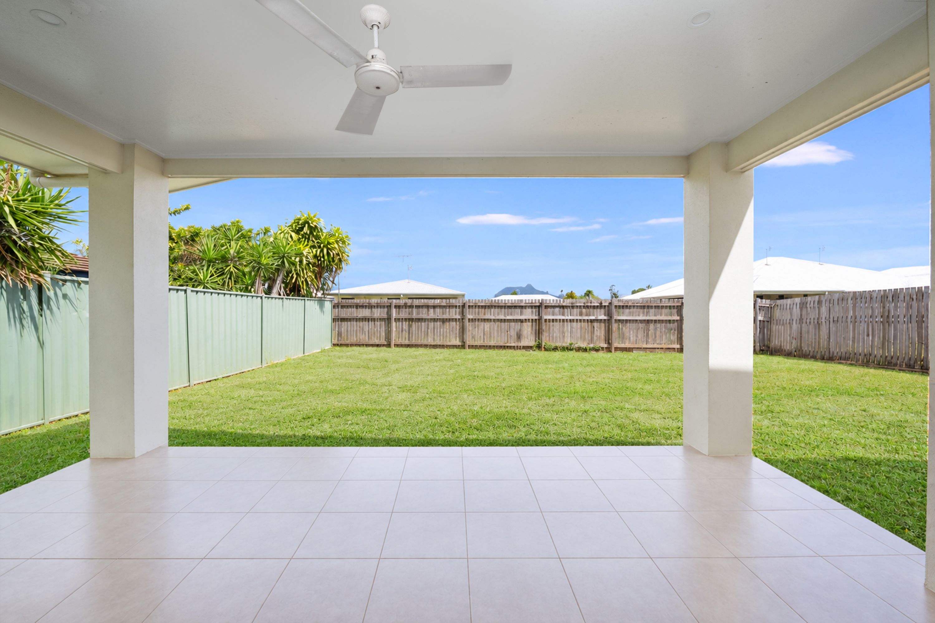 1593 Riverway Drive — photo 8 of 14