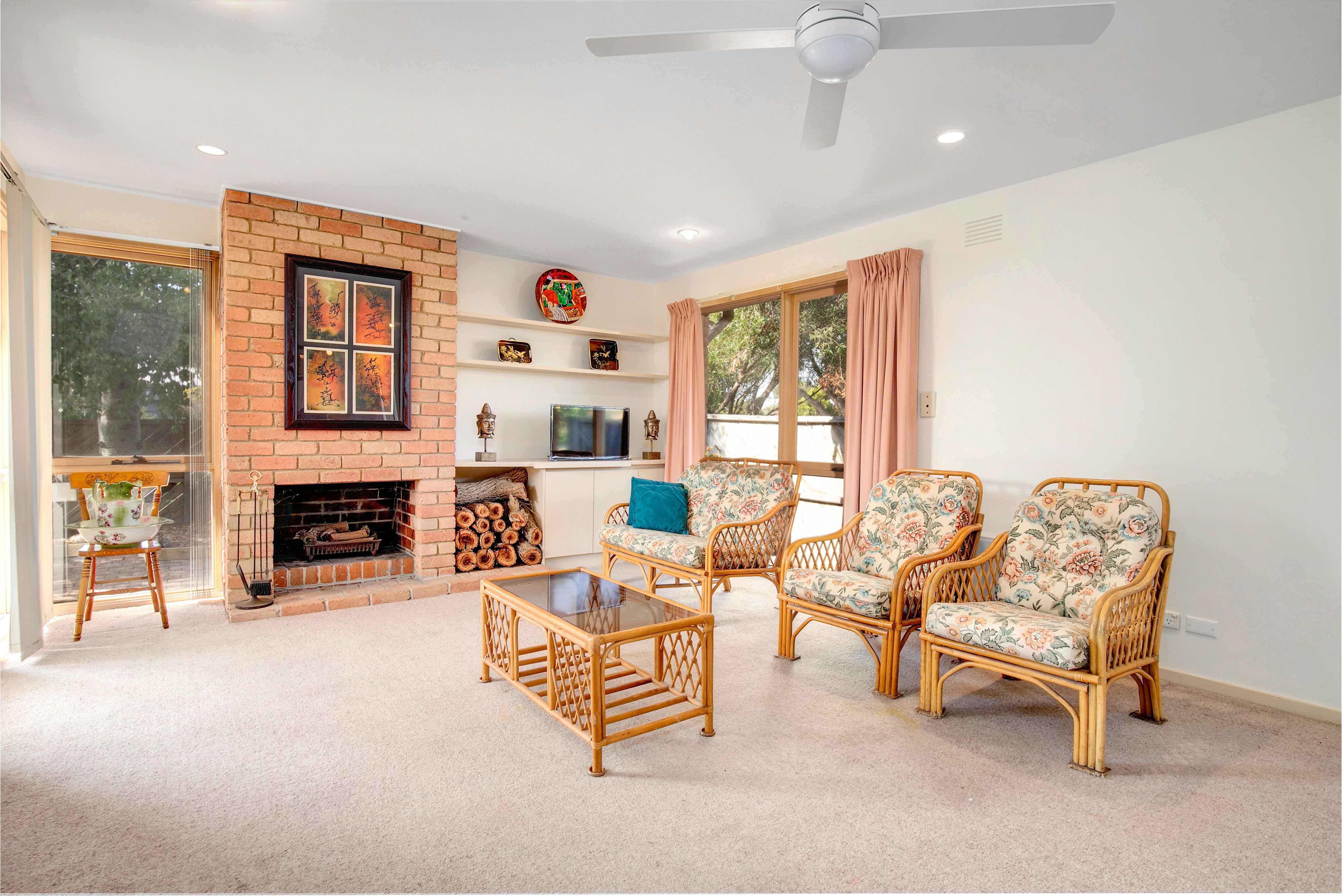 160 Ninth Avenue, Rosebud, VIC 3939