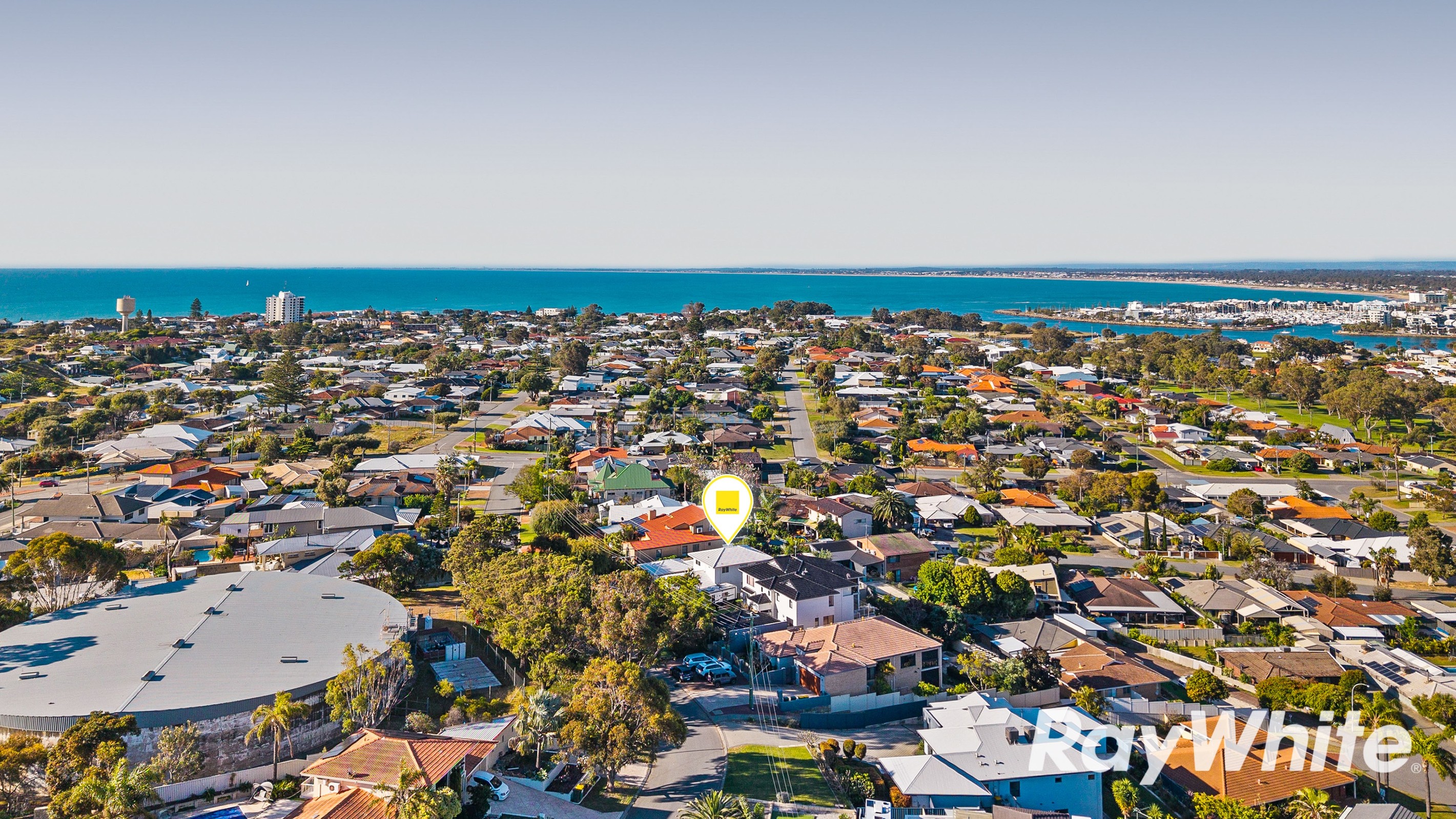 9 Armstrong Street, Halls Head, WA 6210