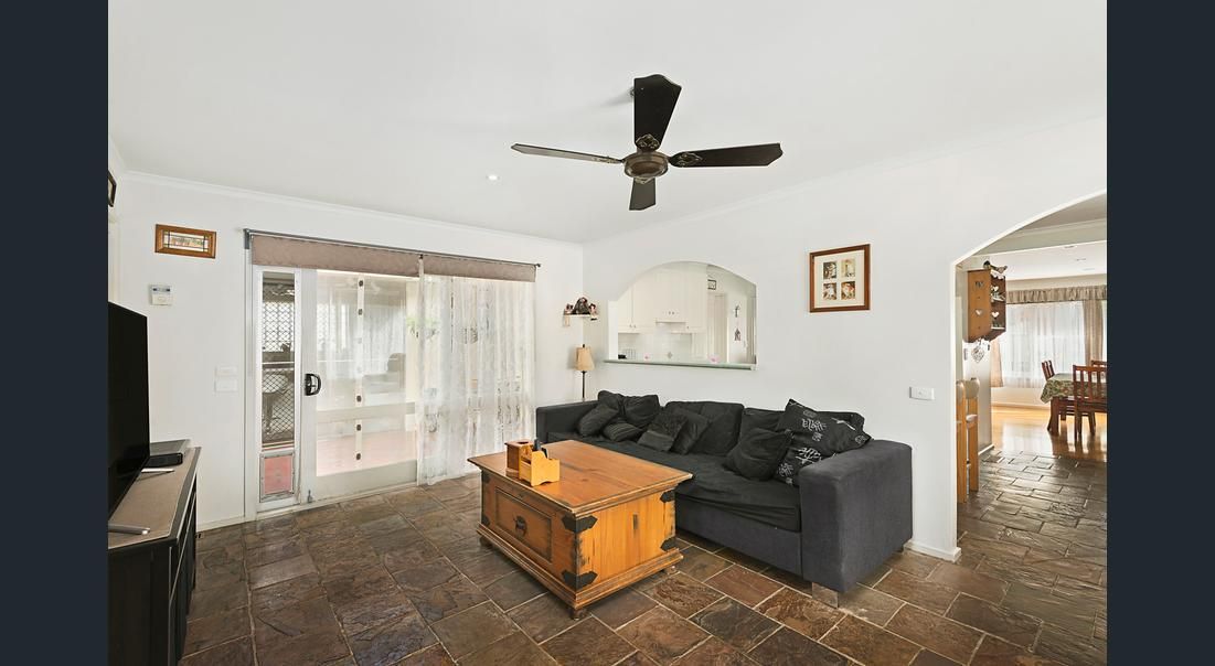11 Akron Street, Ferntree Gully, VIC 3156