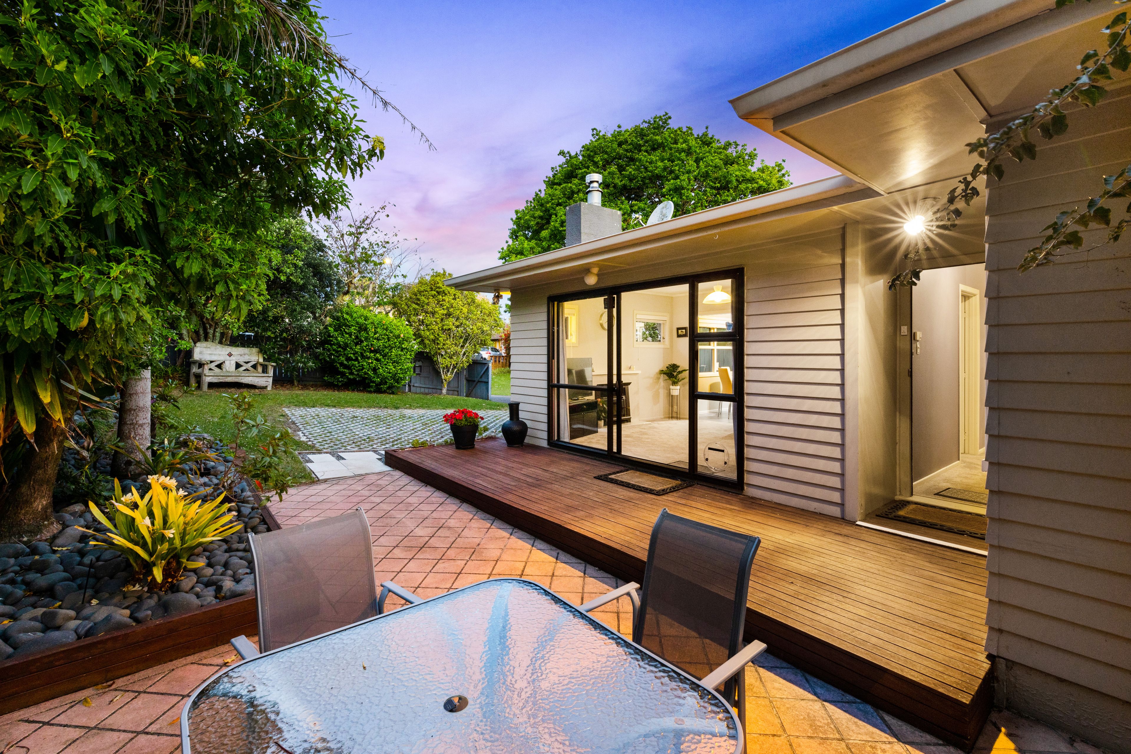 1/20 Ramillies Place, Glenfield, North Shore City