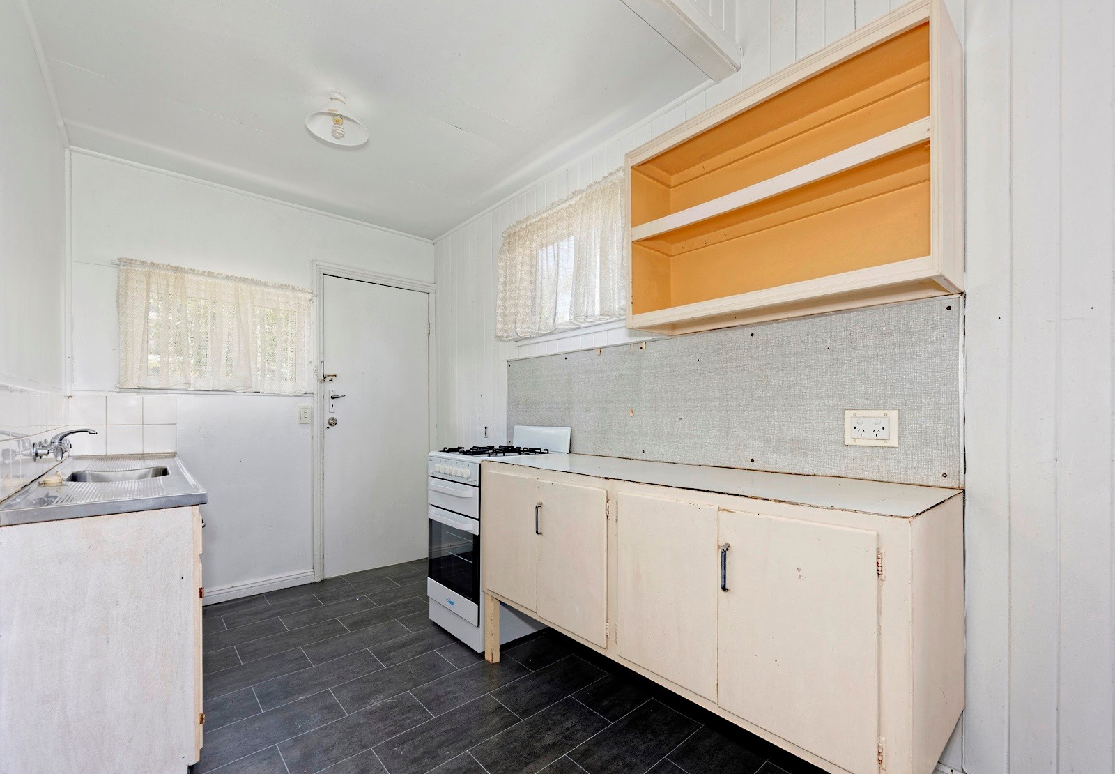 100 McLennan Street (36 Florrie Street), Wooloowin, QLD 4030