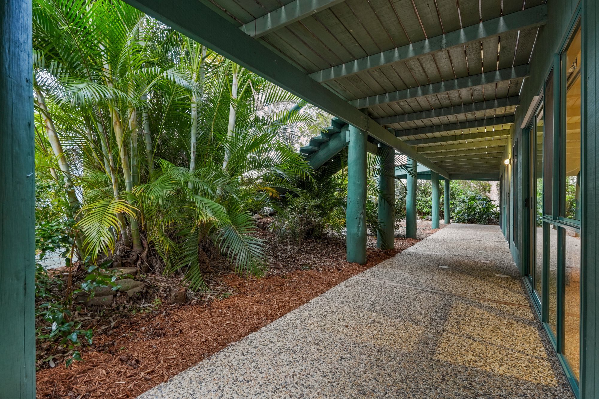 70 Mudgeeraba Road — photo 11 of 30