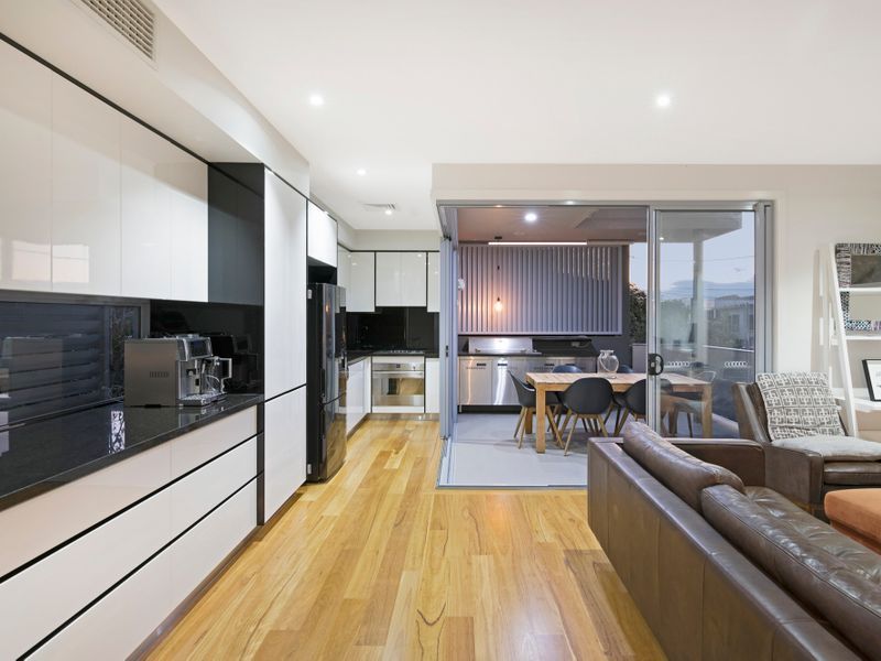 54 Barton Road, Hawthorne, QLD 4171