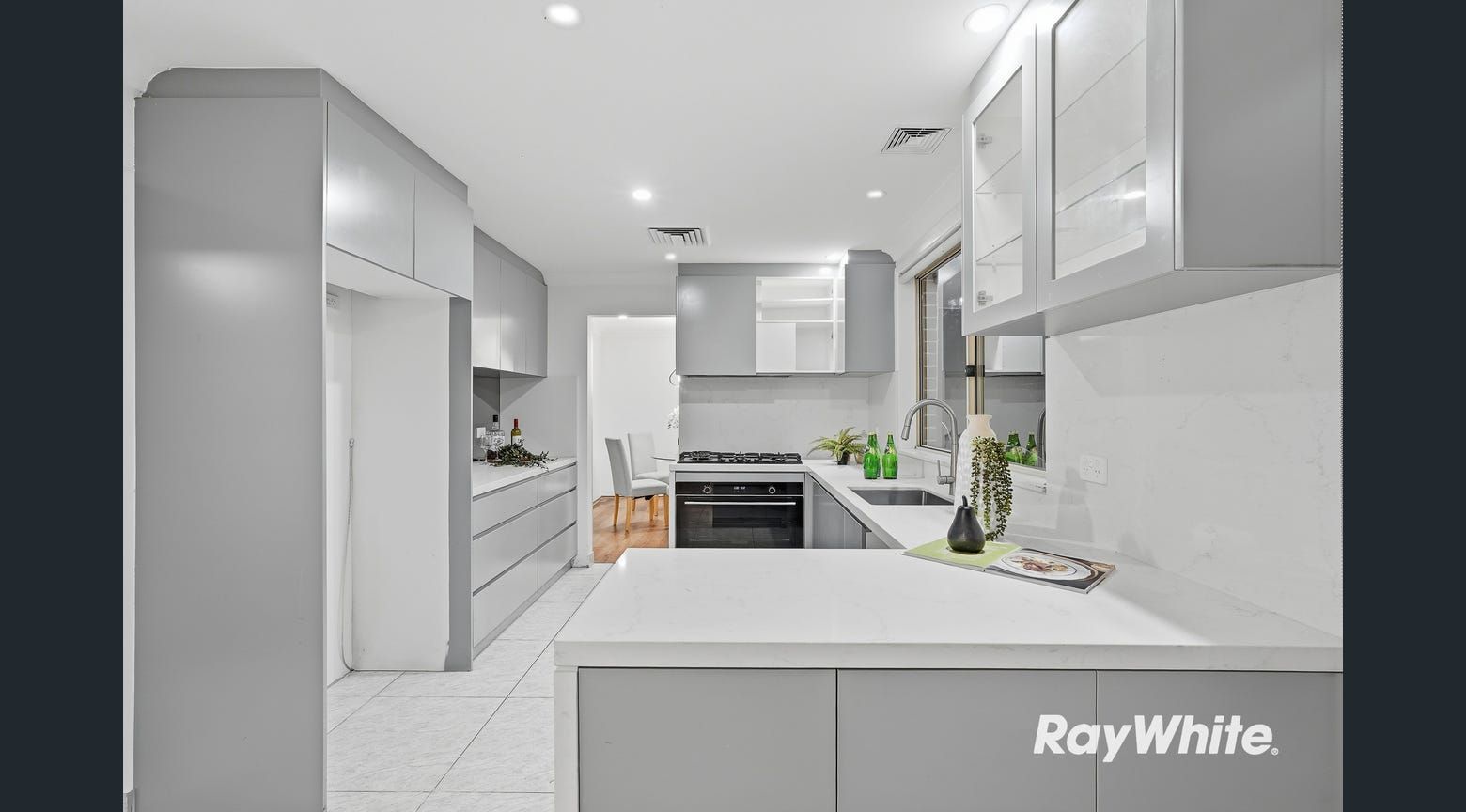 5 Brendan Place, Quakers Hill, NSW 2763
