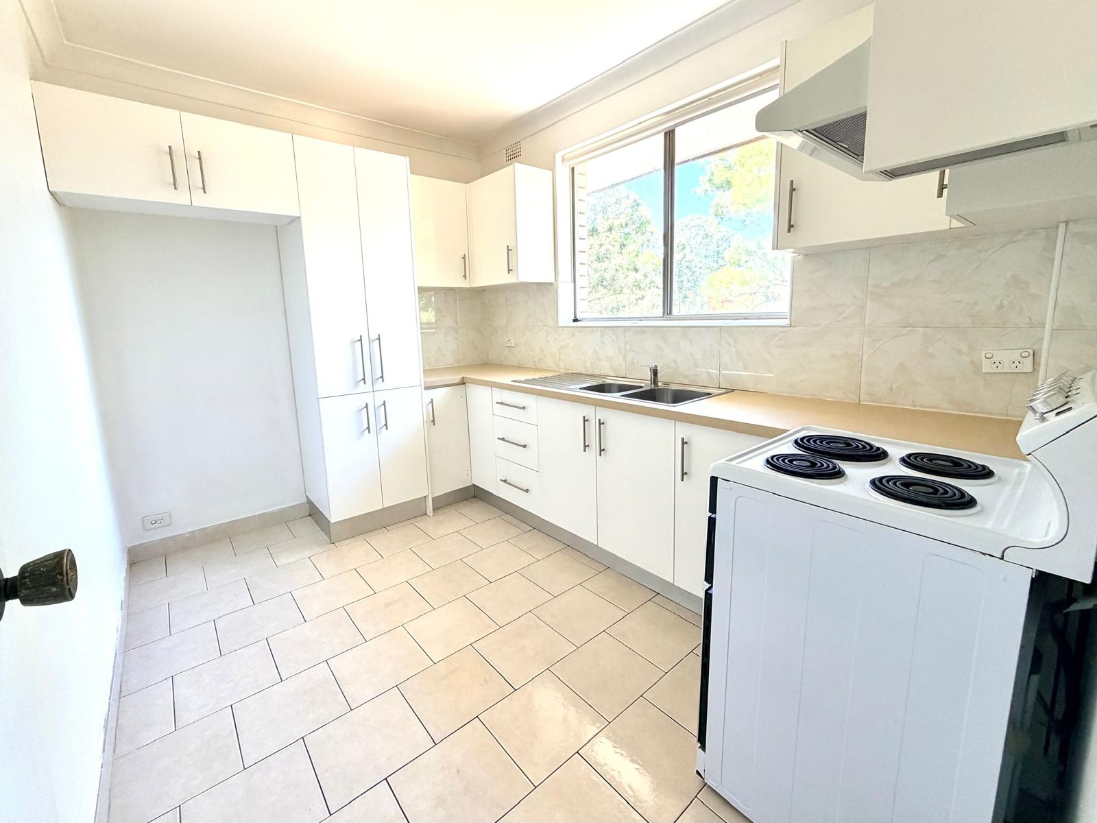 10/48-50 Hampden Road, Lakemba, NSW 2195