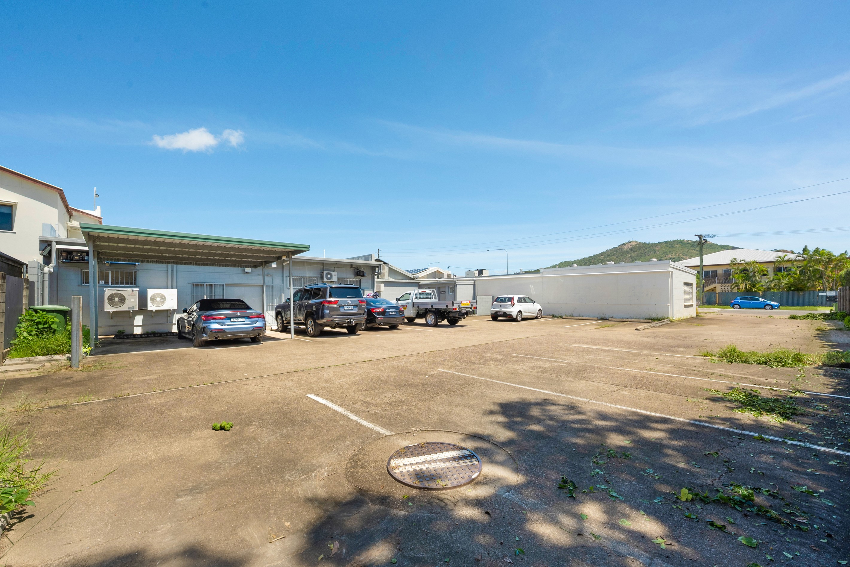 114 Charters Towers Road, Hermit Park, QLD 4812