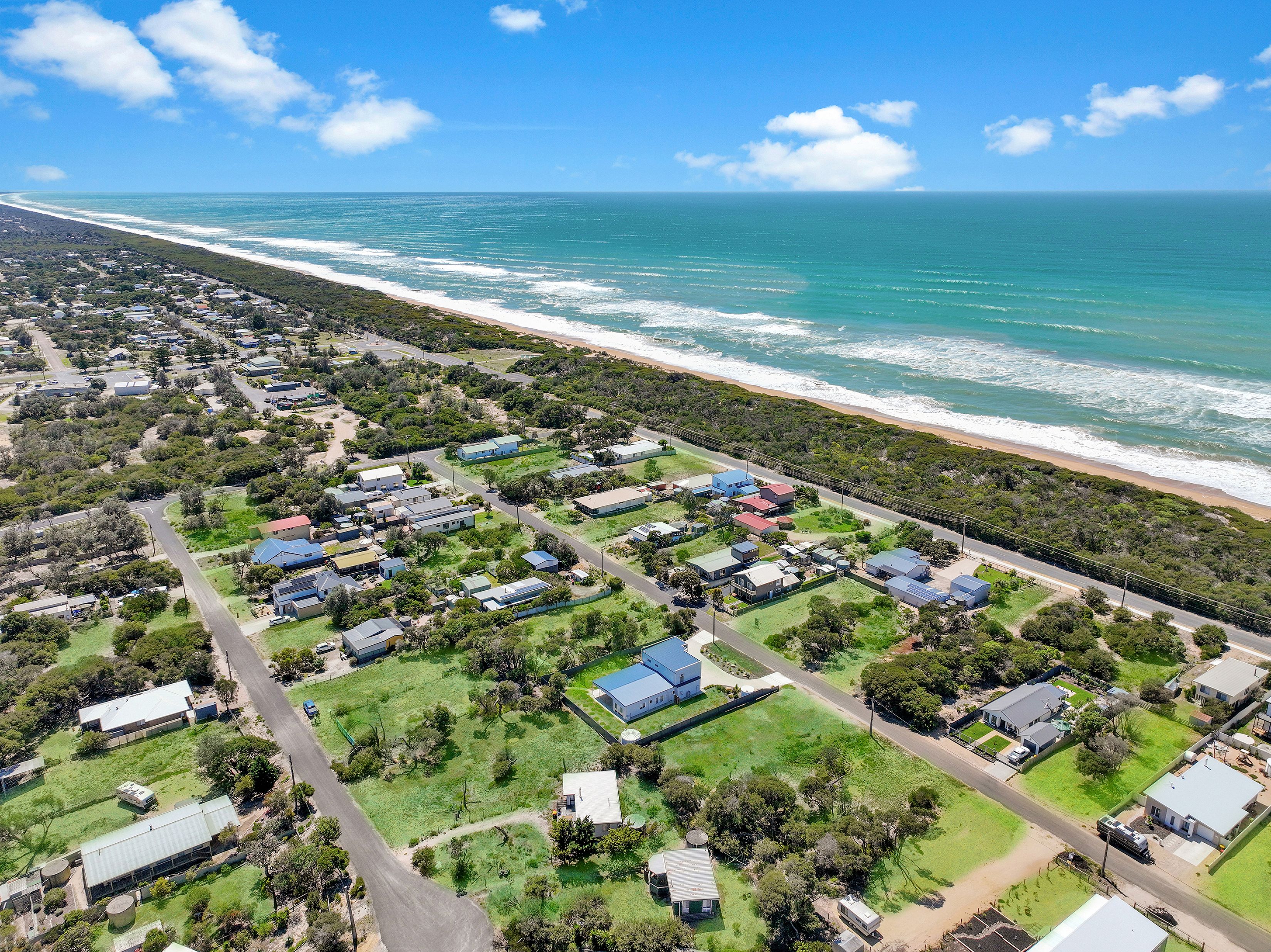 23 Pacific Court, Golden Beach, VIC 3851