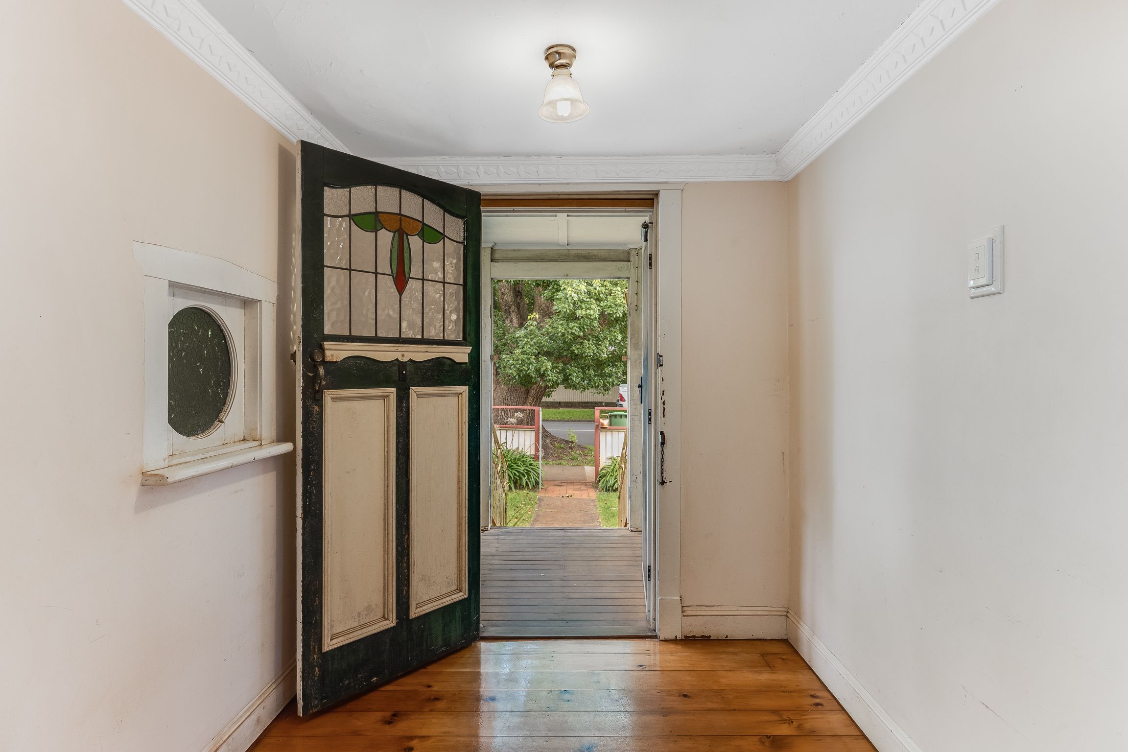 54 Anzac Avenue, Newtown, QLD 4350