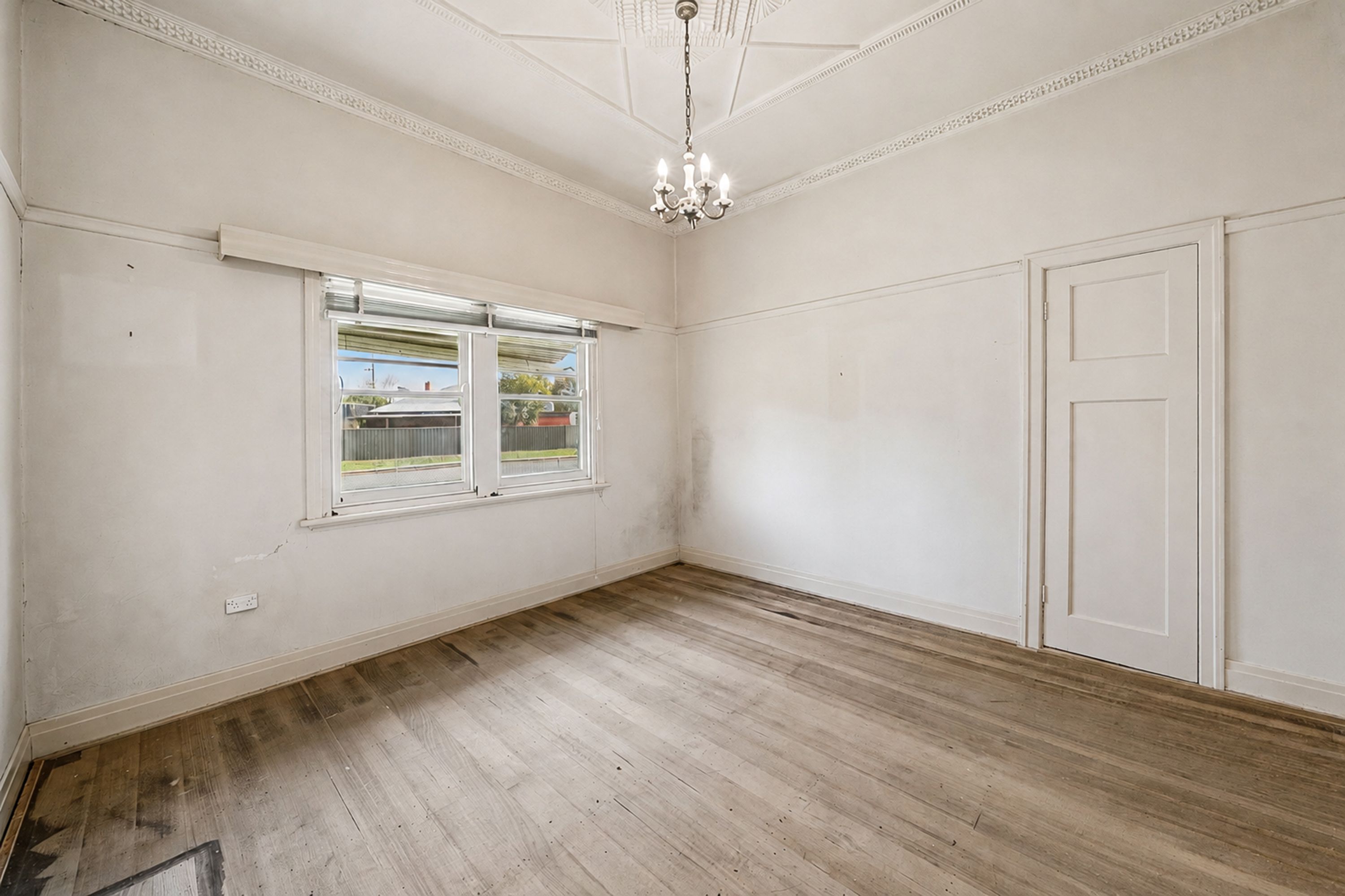 7 Pearce Street — photo 6 of 16
