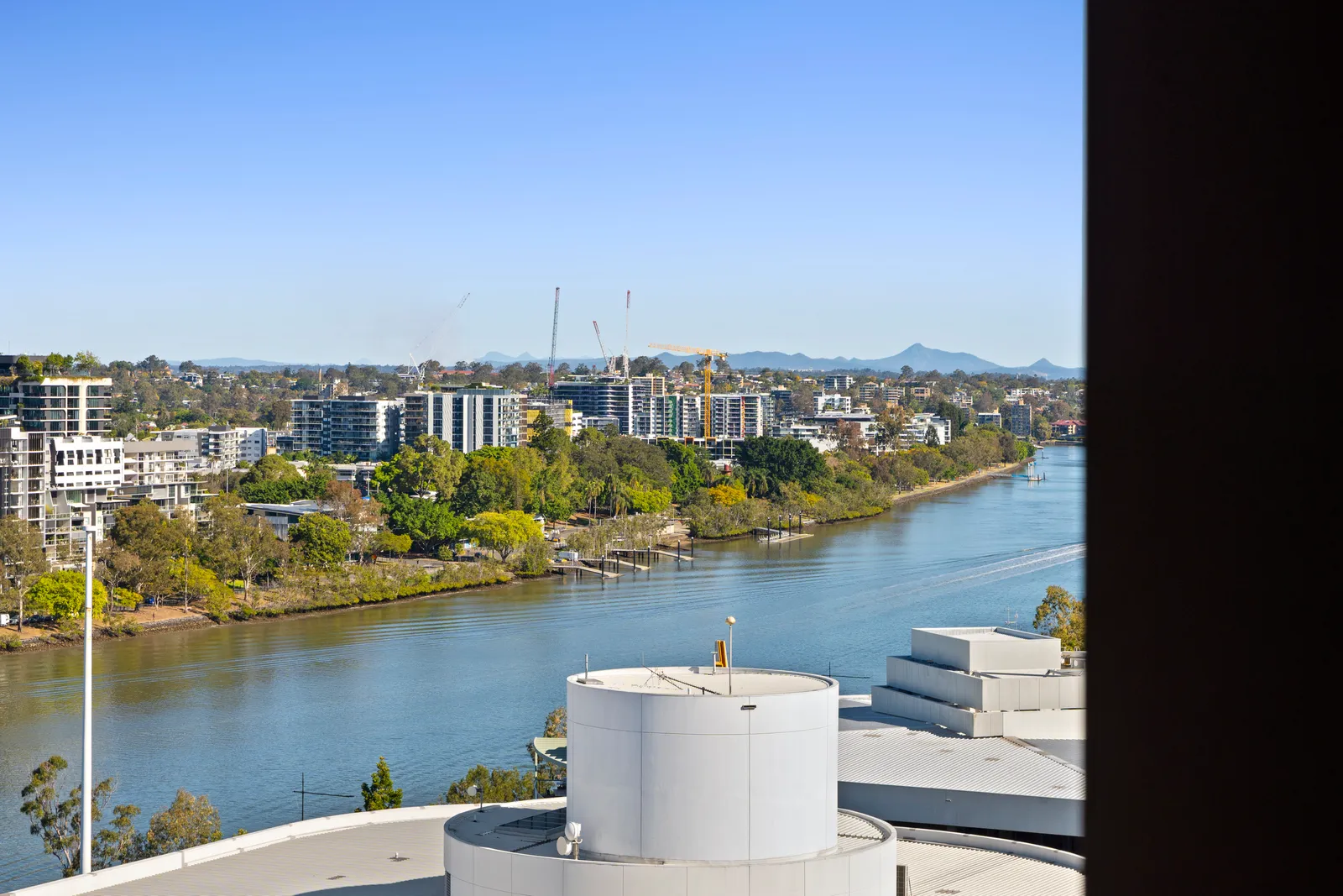 1611/19 Mcdougall Street, Milton