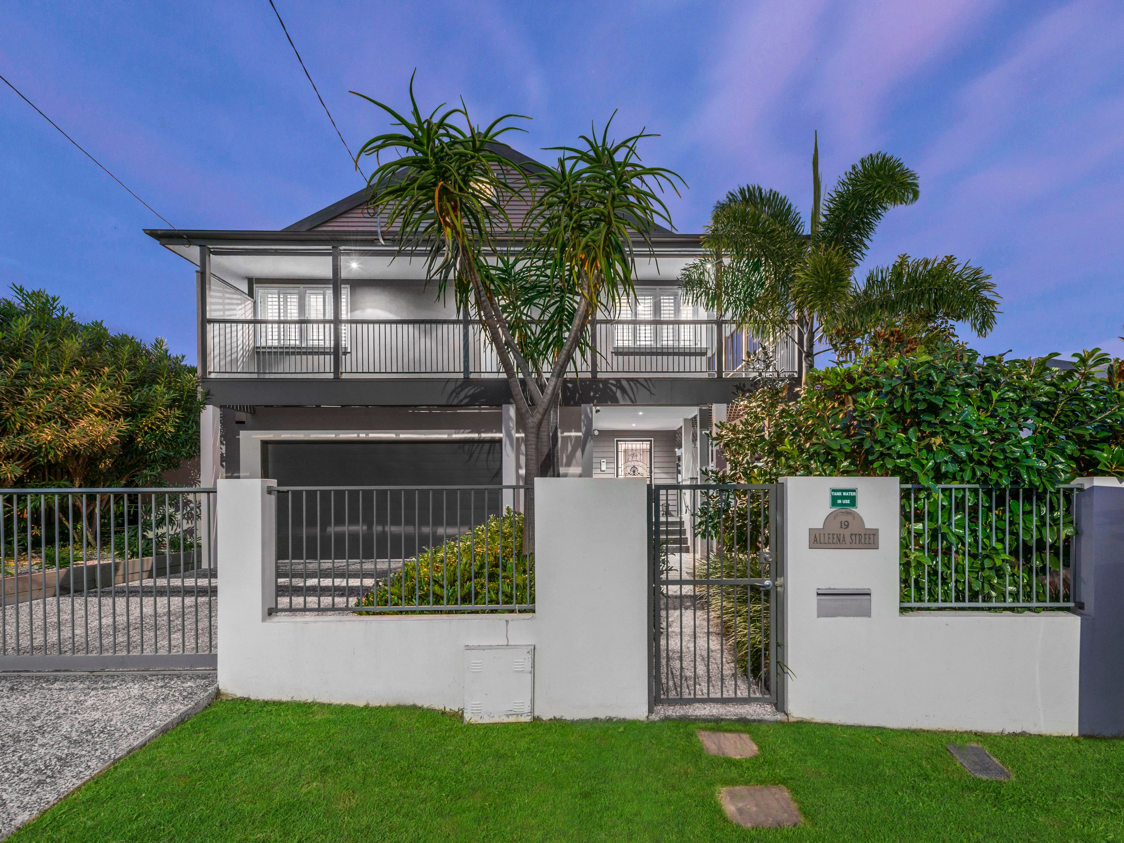 19 Alleena Street, Chermside QLD 4032