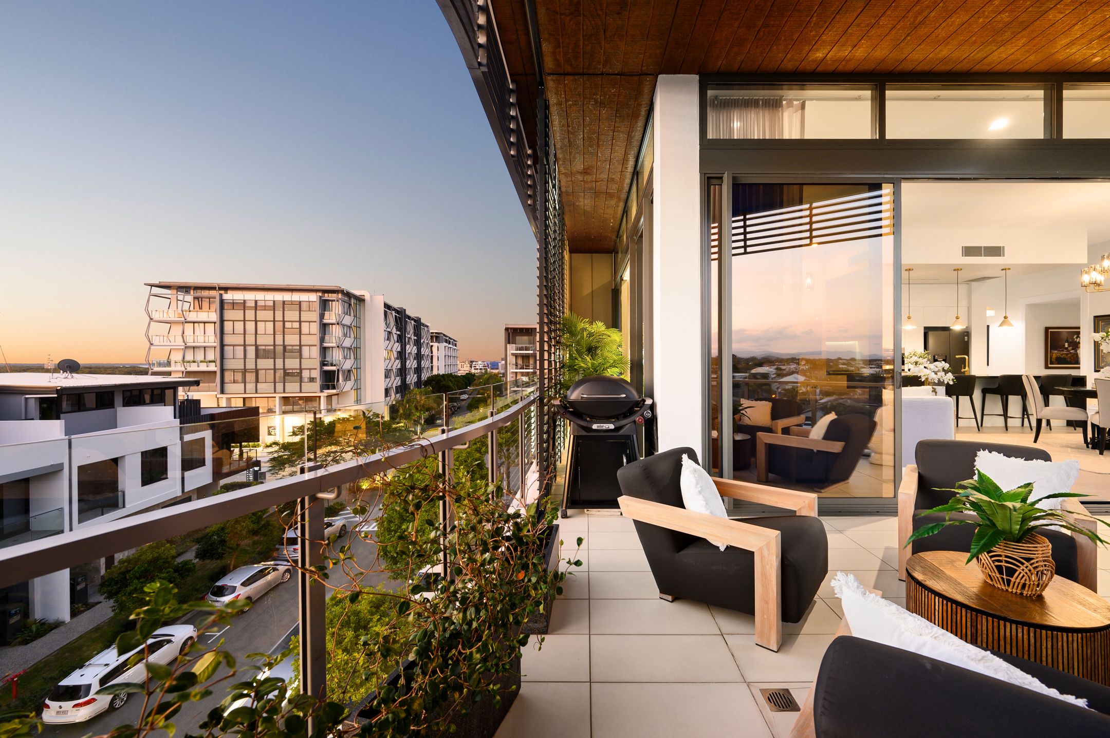 2401/1 Marina Promenade, Paradise Point QLD 4216