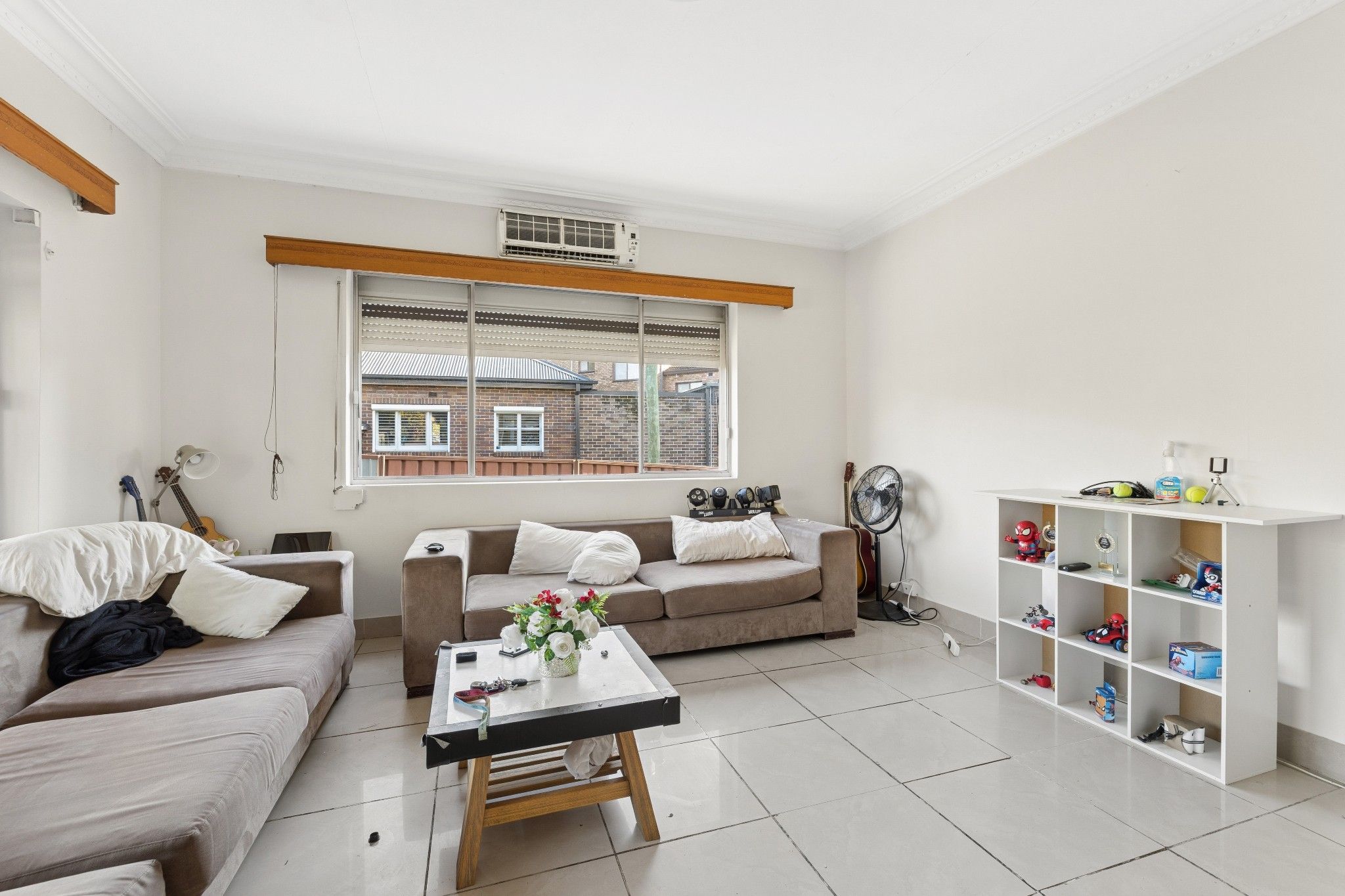 13 Watkin Avenue — photo 6 of 11