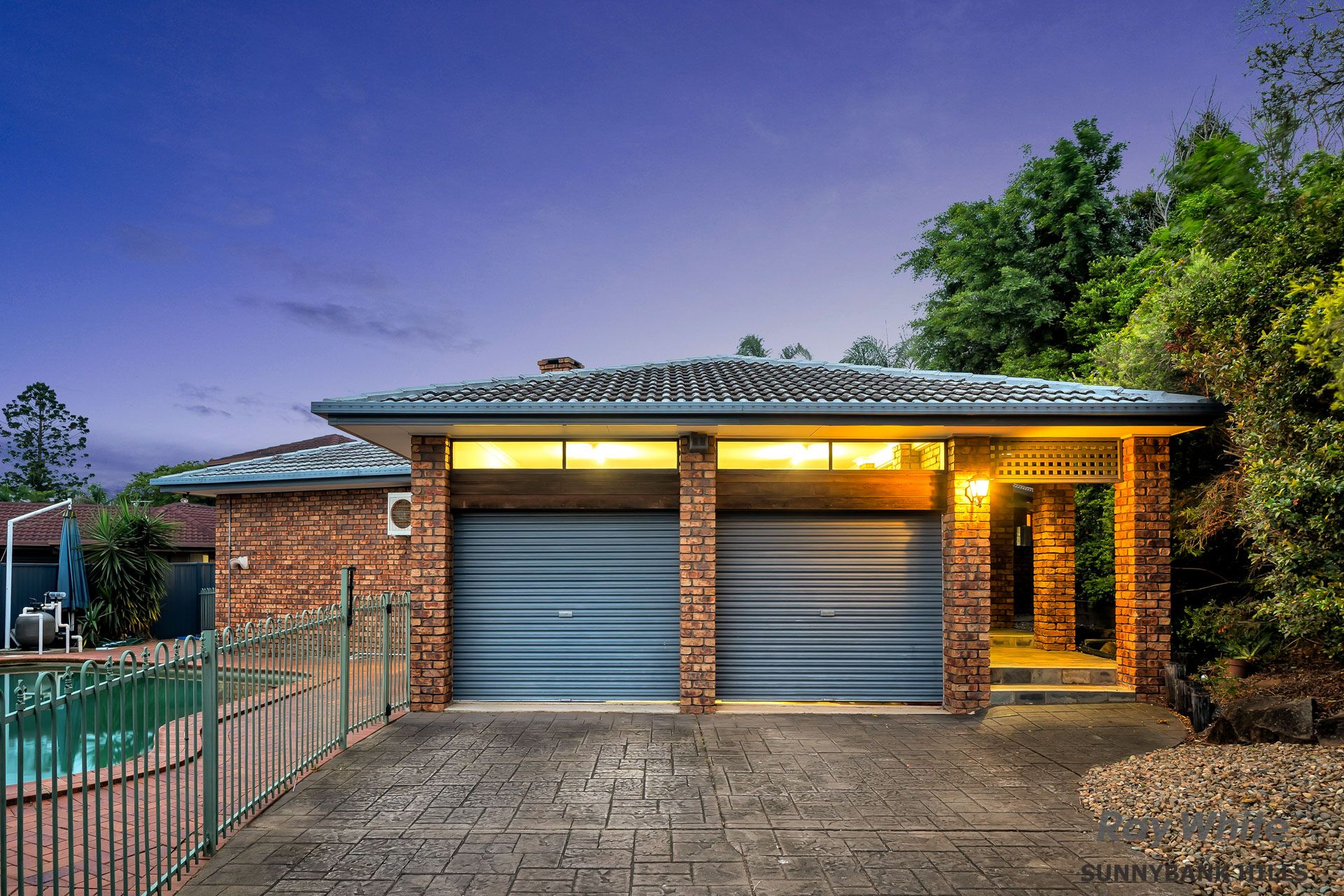 10 Dane Court, Eight Mile Plains, QLD 4113