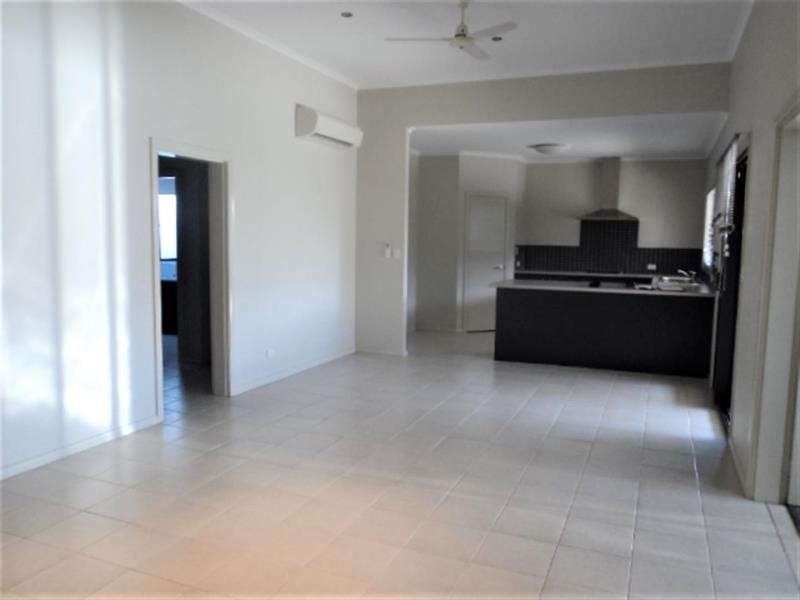 18 Curlew Street, Baynton, WA 6714