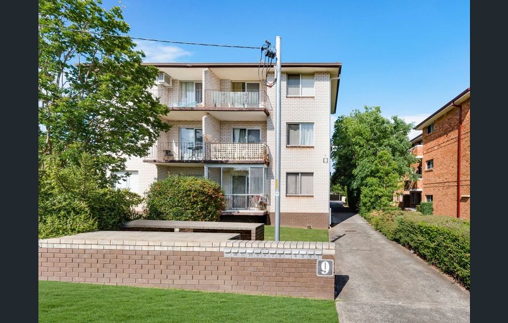 2/9 Reddall Street, Campbelltown, NSW 2560
