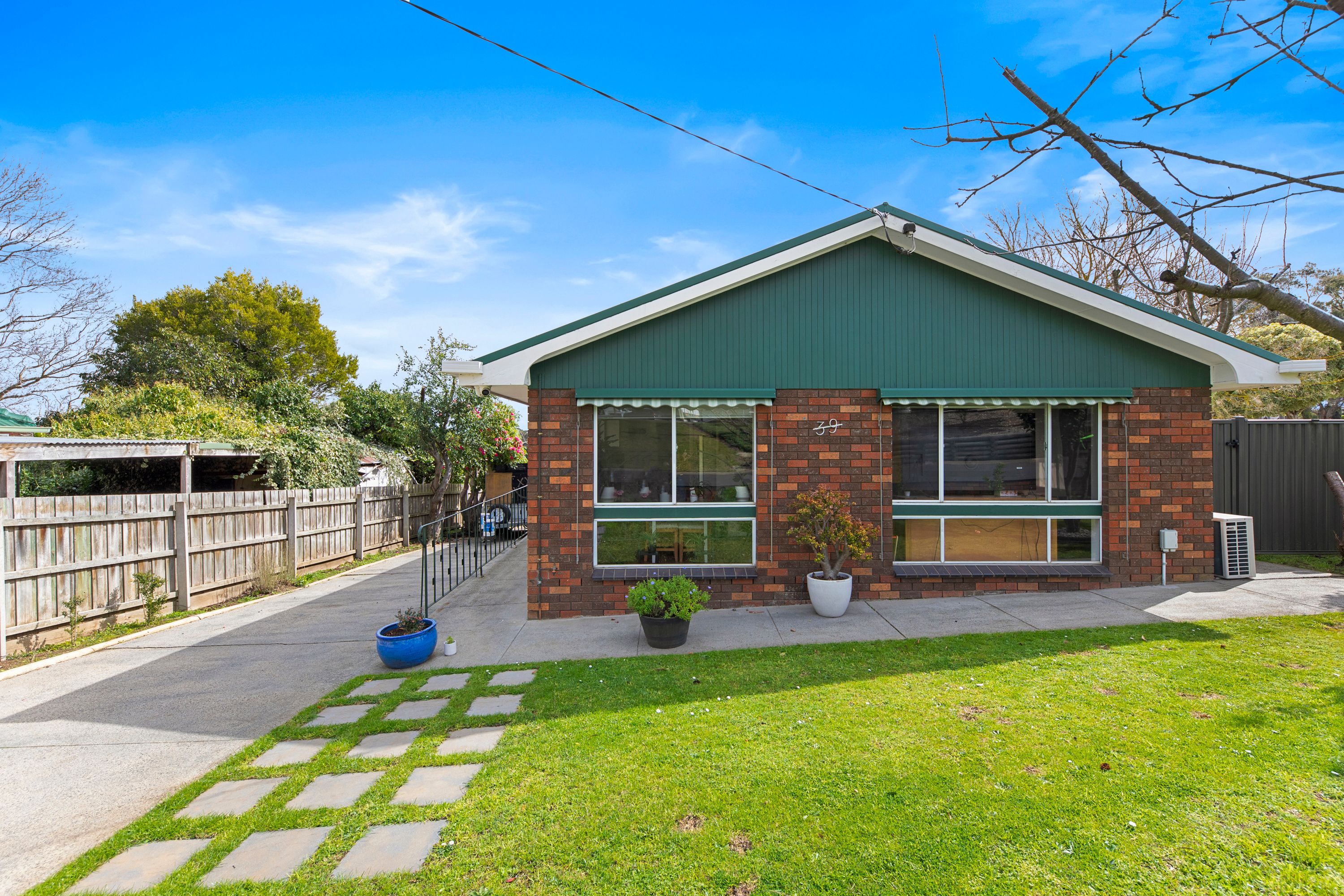 39 Hearn Street, Drouin, VIC 3818