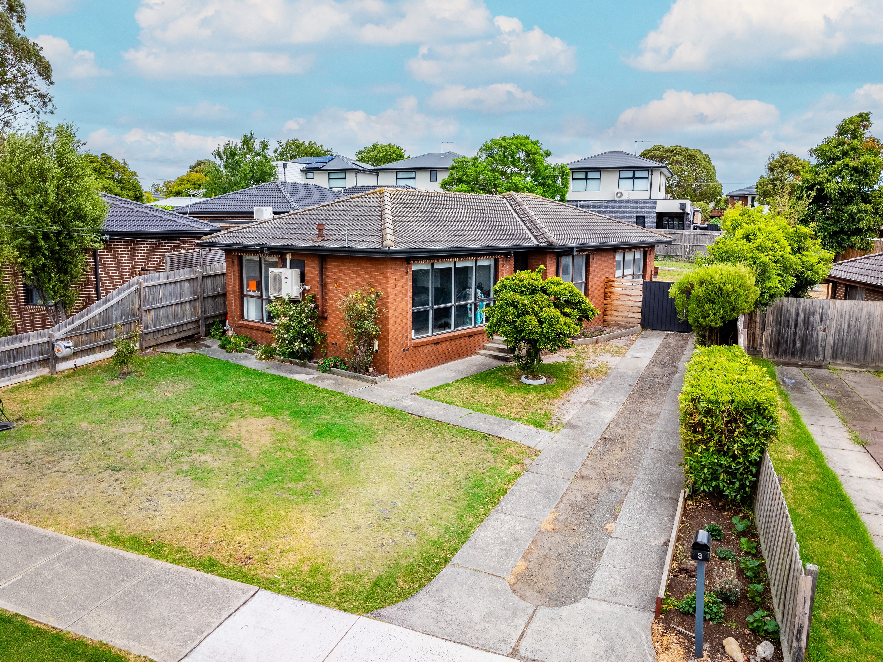 3 Arnold Street — photo from Ray White Cranbourne