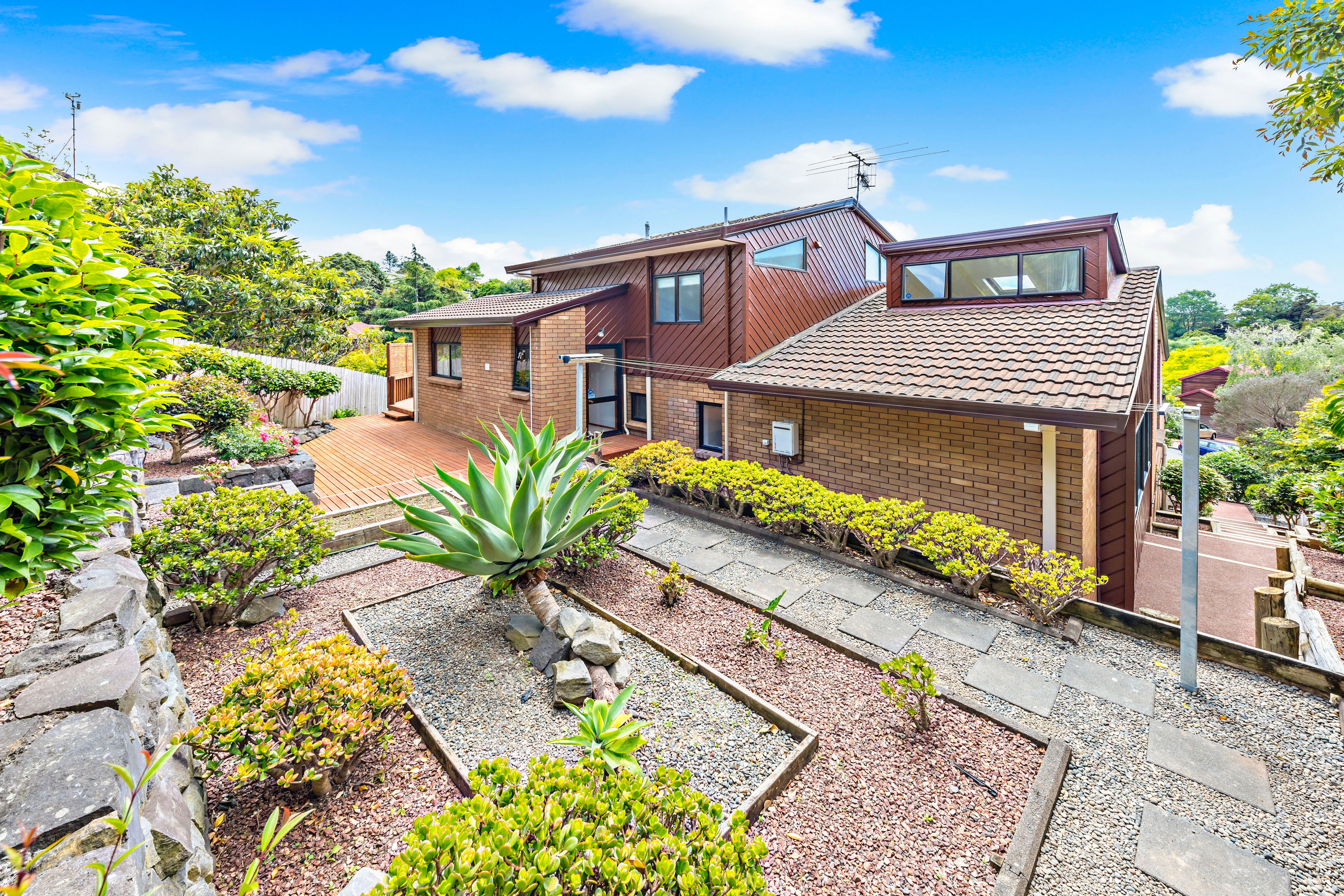 81 Haseler Crescent, Howick, Manukau City