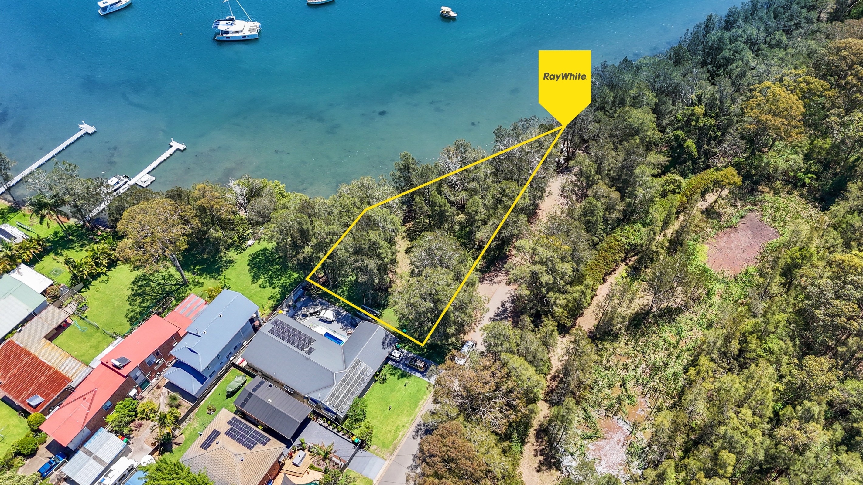 1 Government Road, Wyee Point, NSW 2259