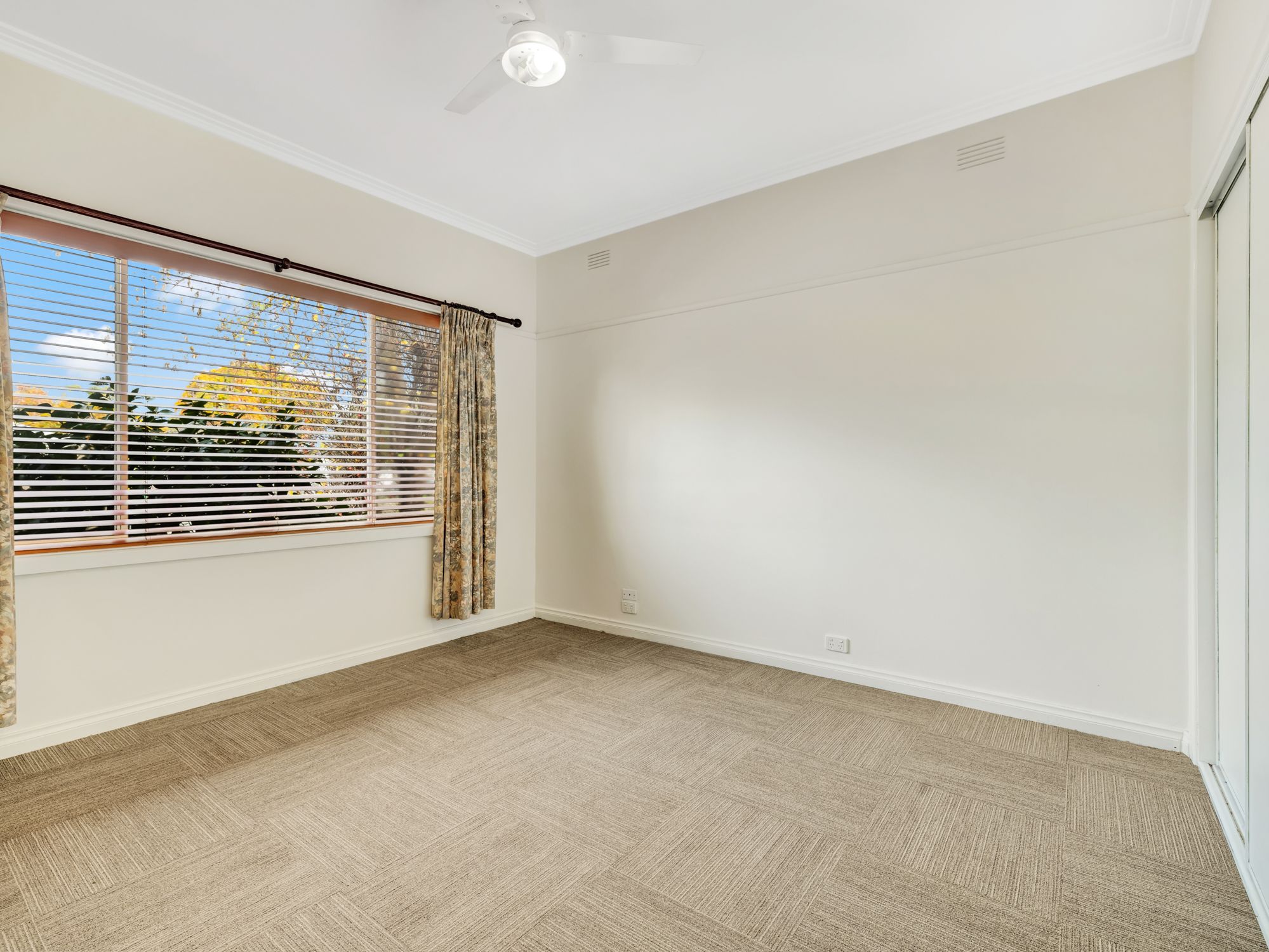 258 Wantigong Street — photo 7 of 11