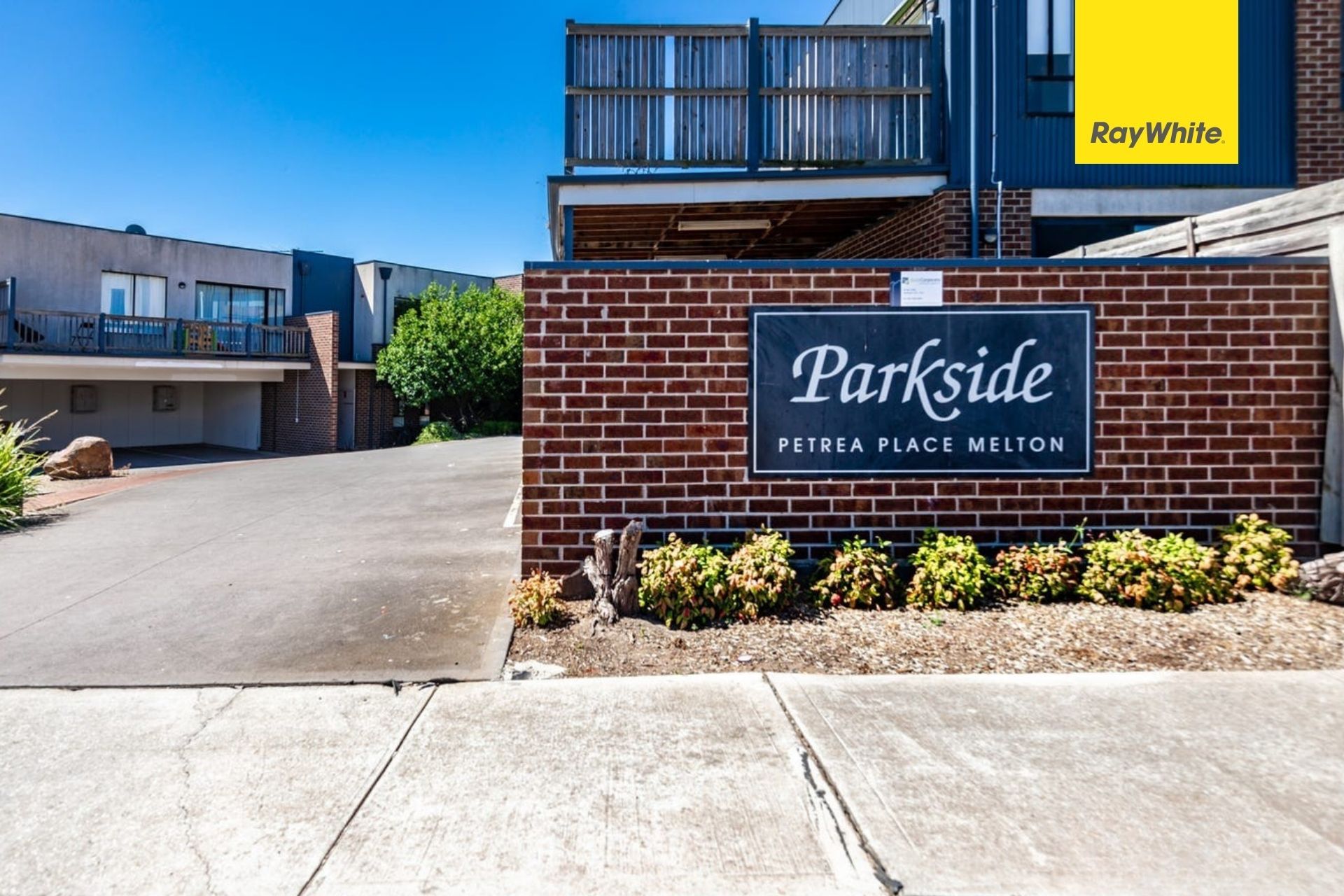32/9 Petrea Place, HARKNESS VIC 3337
