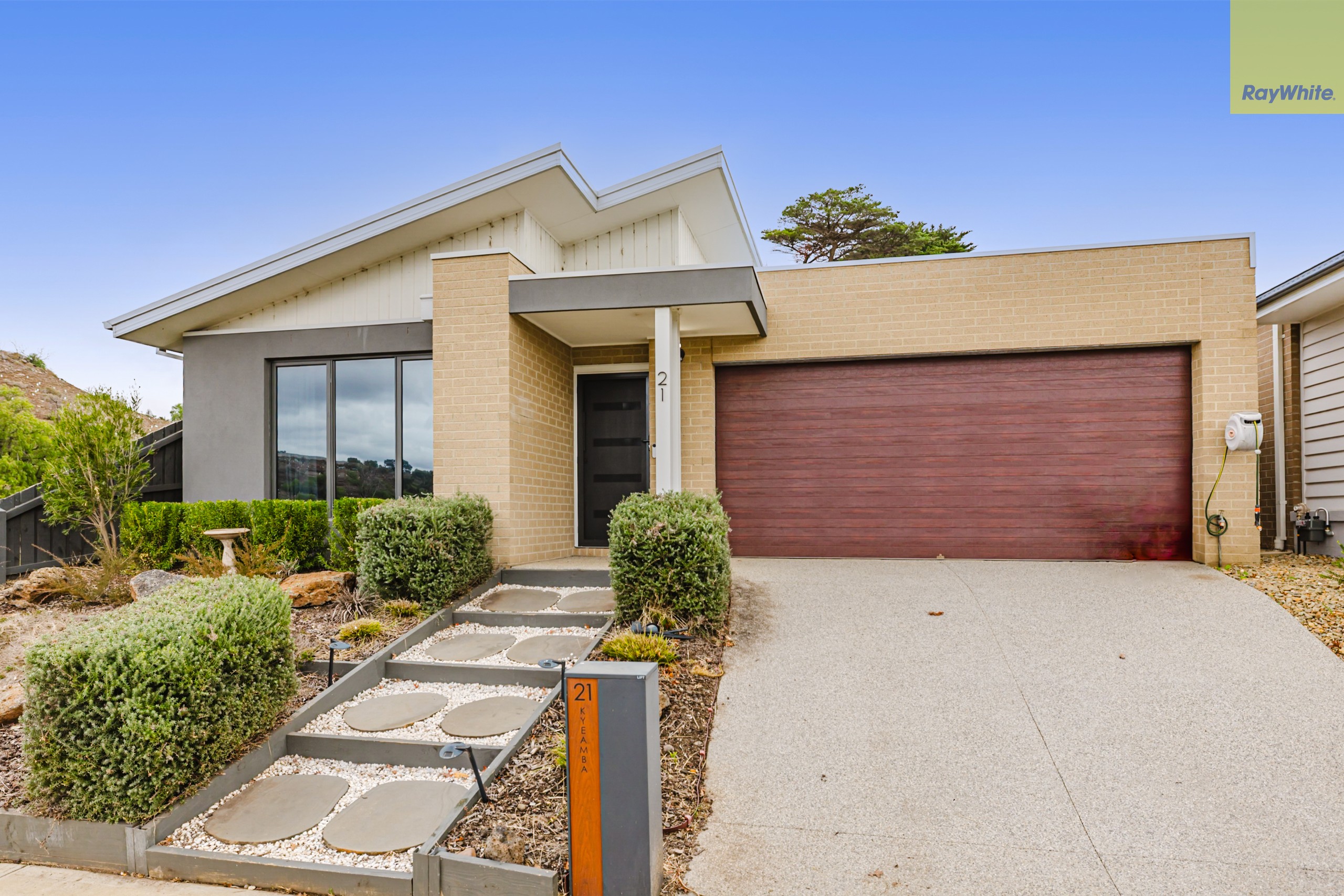 21 Kyeamba Circuit, Bacchus Marsh, VIC 3340