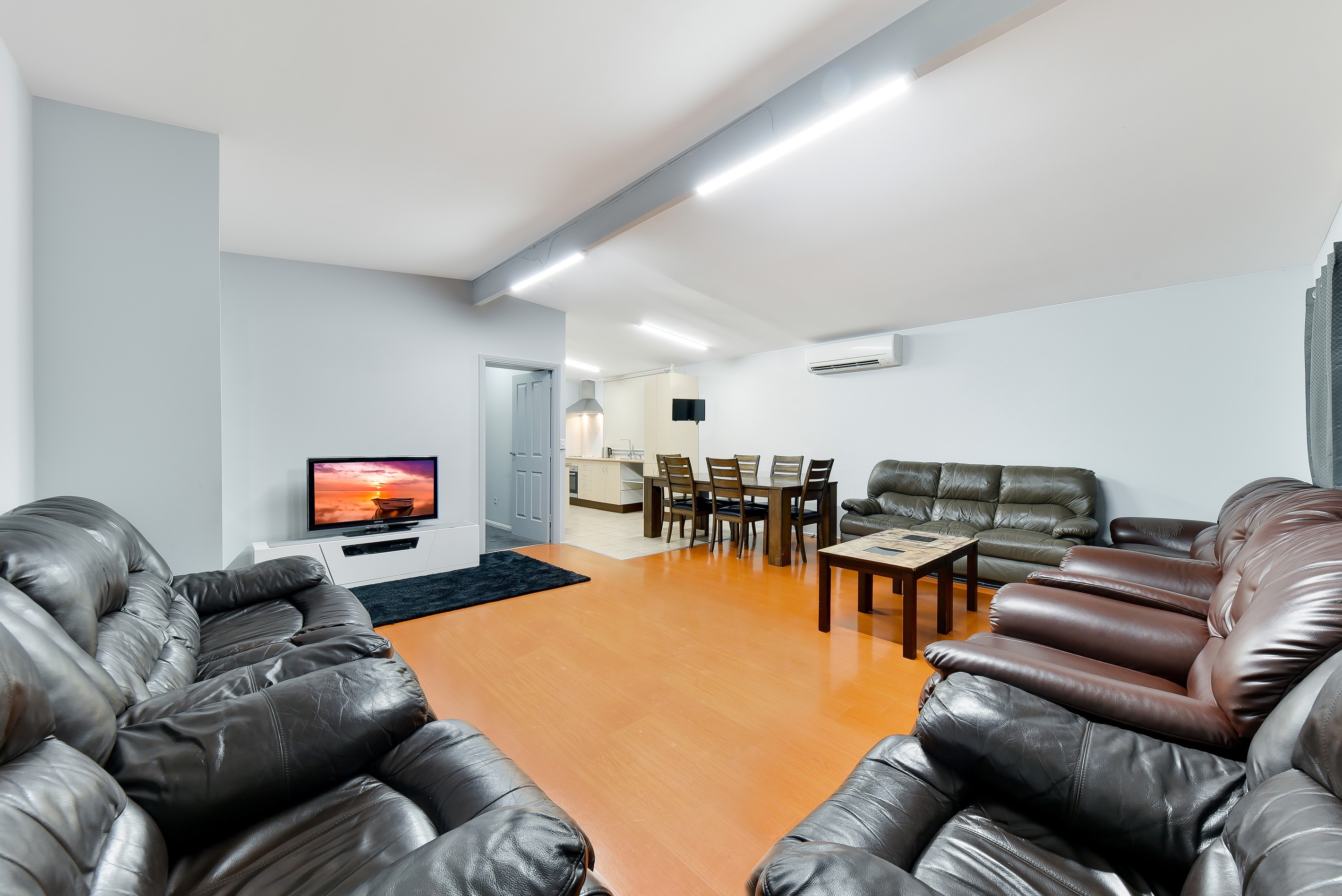 20 Brudenell Avenue, Leumeah, NSW 2560