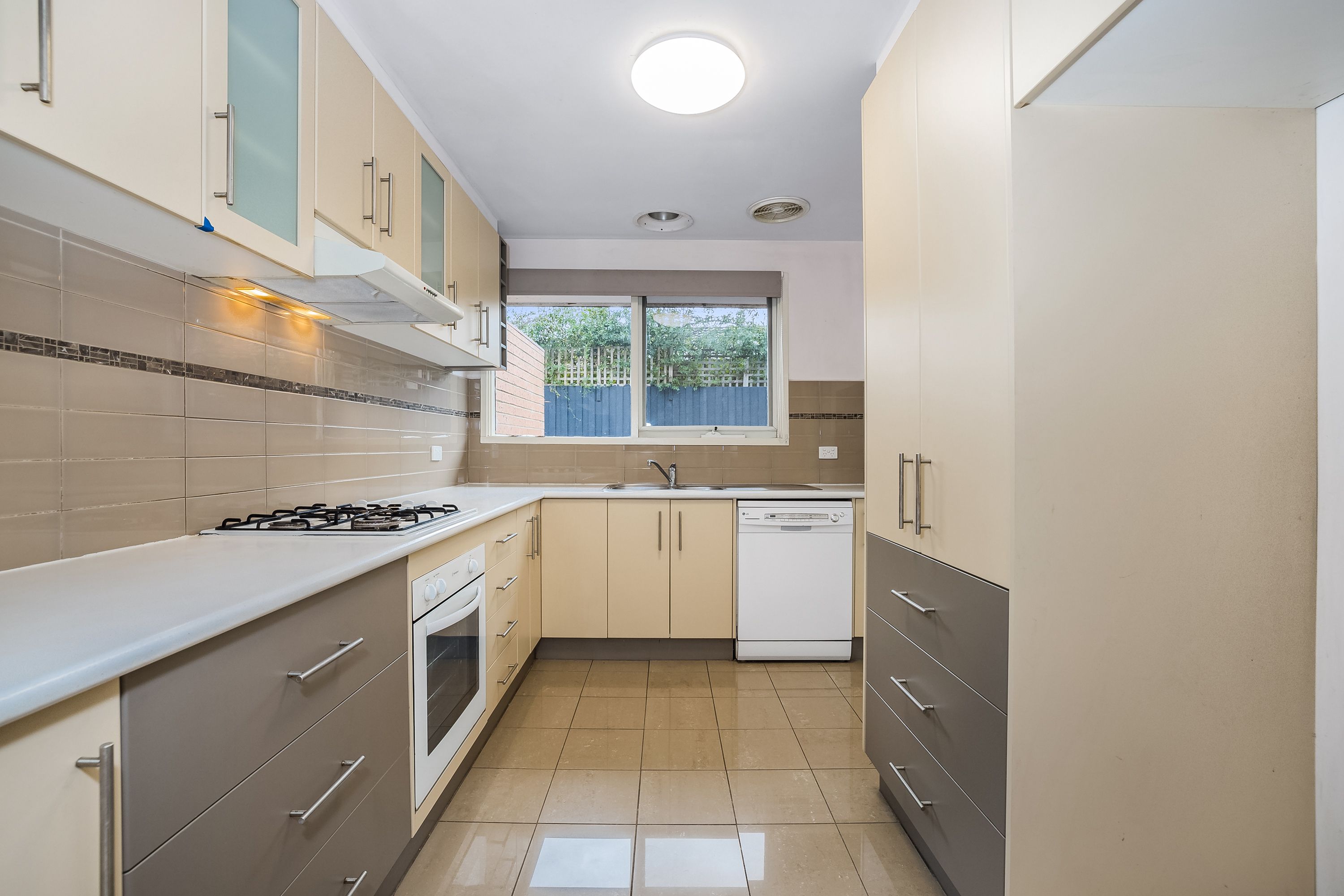 9/16-18 Hamilton Road, Bayswater North, VIC 3153