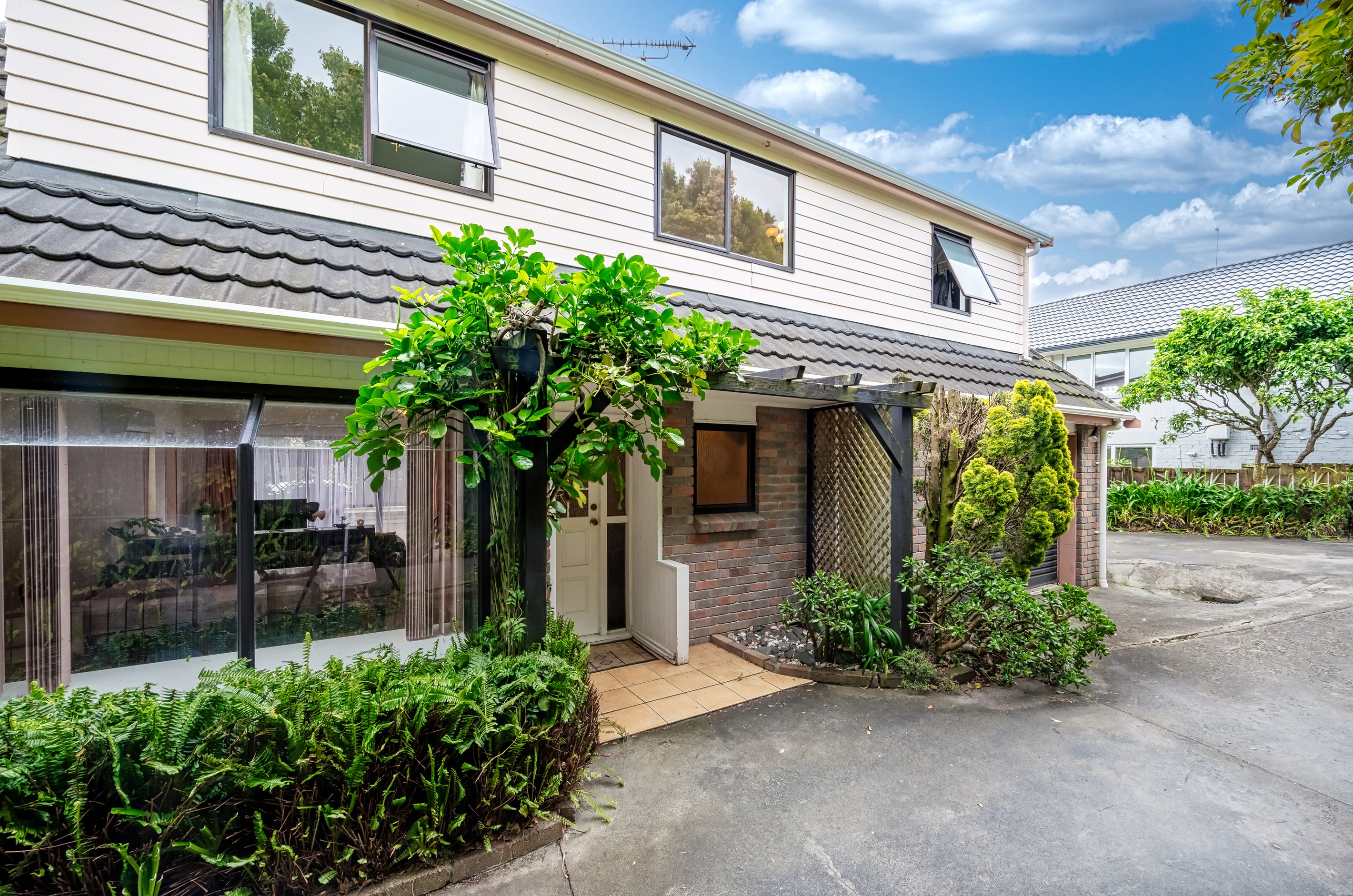 2/11 Macleans Road, Bucklands Beach, Manukau City