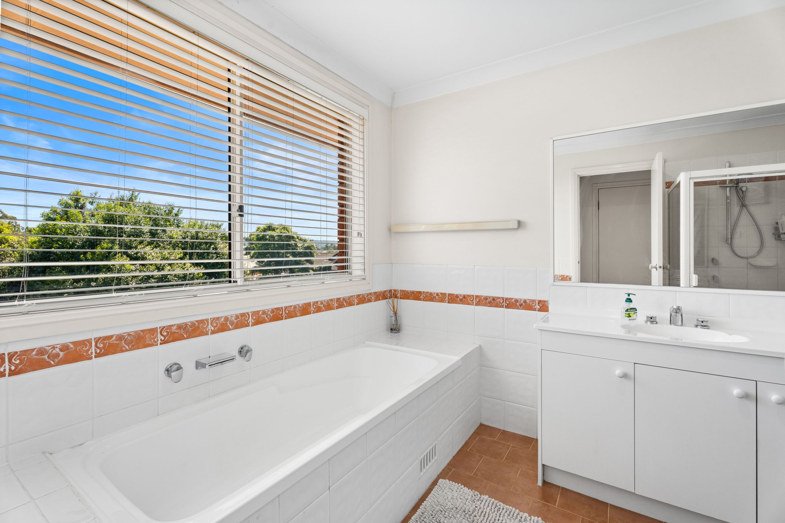 17 Burra Close, Glenmore Park, NSW