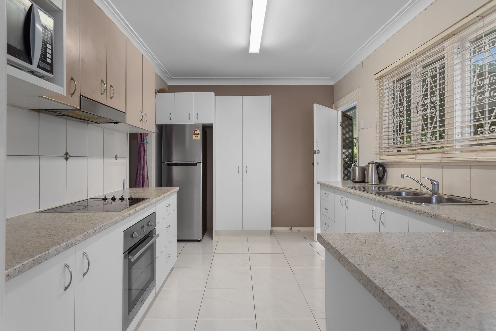613 Robinson Road West, Aspley, QLD 4034