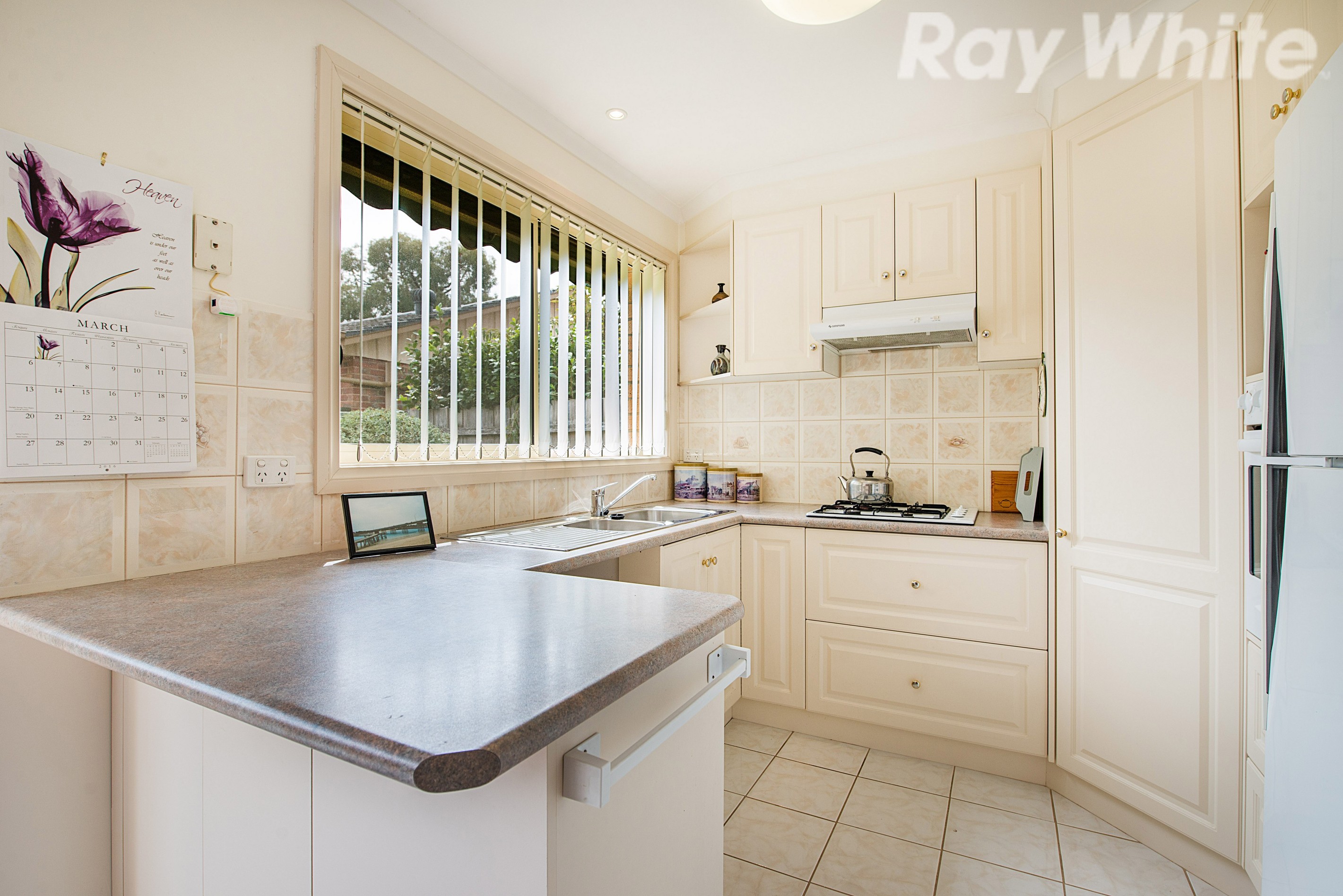 2/56 McIver Street, Ferntree Gully, VIC 3156