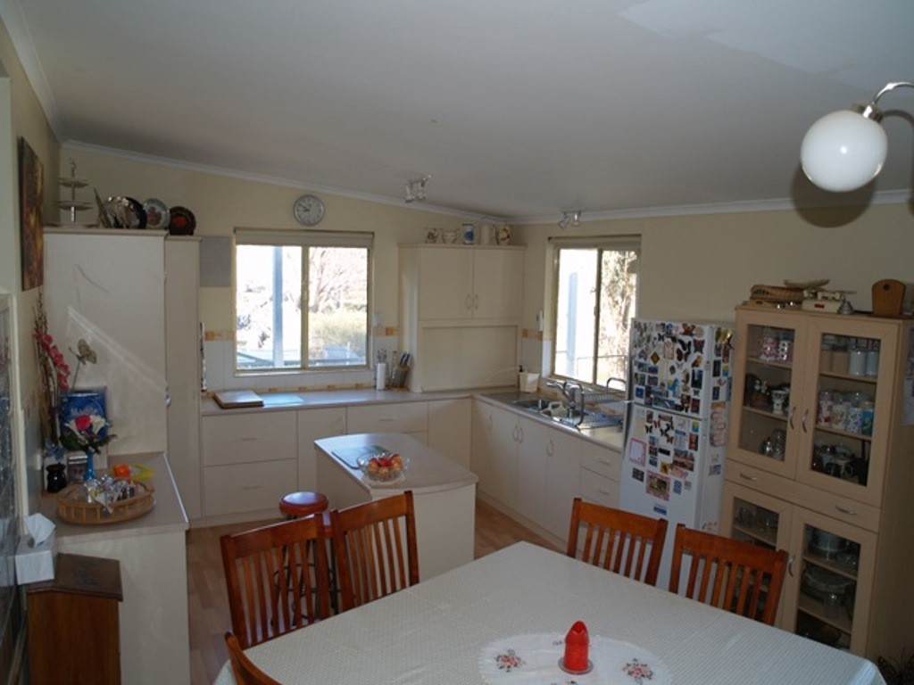 24 Kookaburra Lane, Morgan, SA 5320