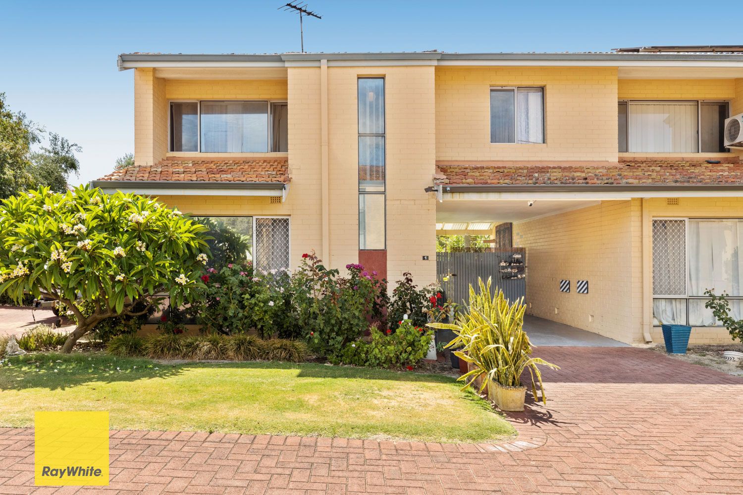 69 Tendring Way, Girrawheen WA 6064