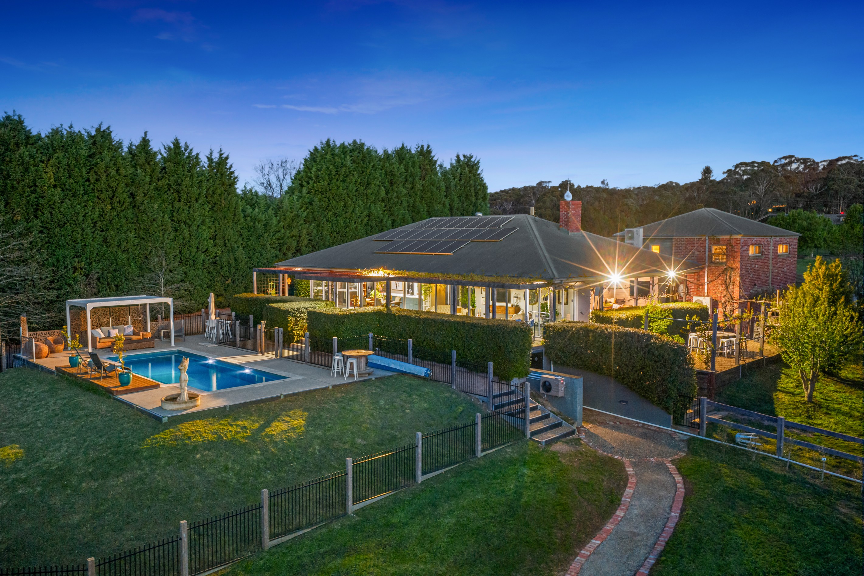 12 Taylor Court, Invermay, VIC 3352